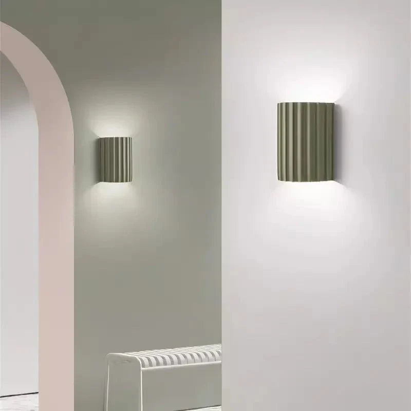 Perol Ribbed Wall Light