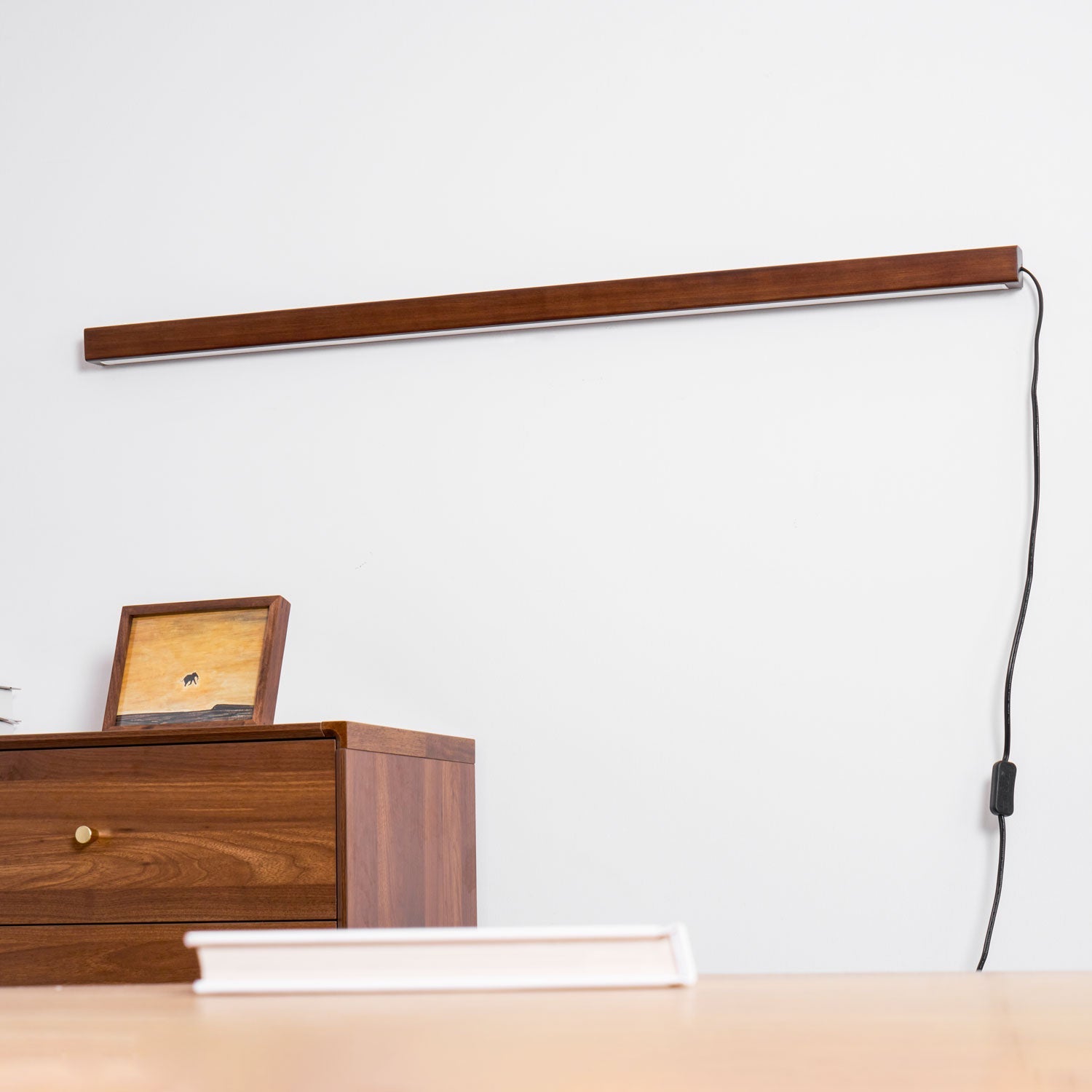 Gomeron Linear Wall Light