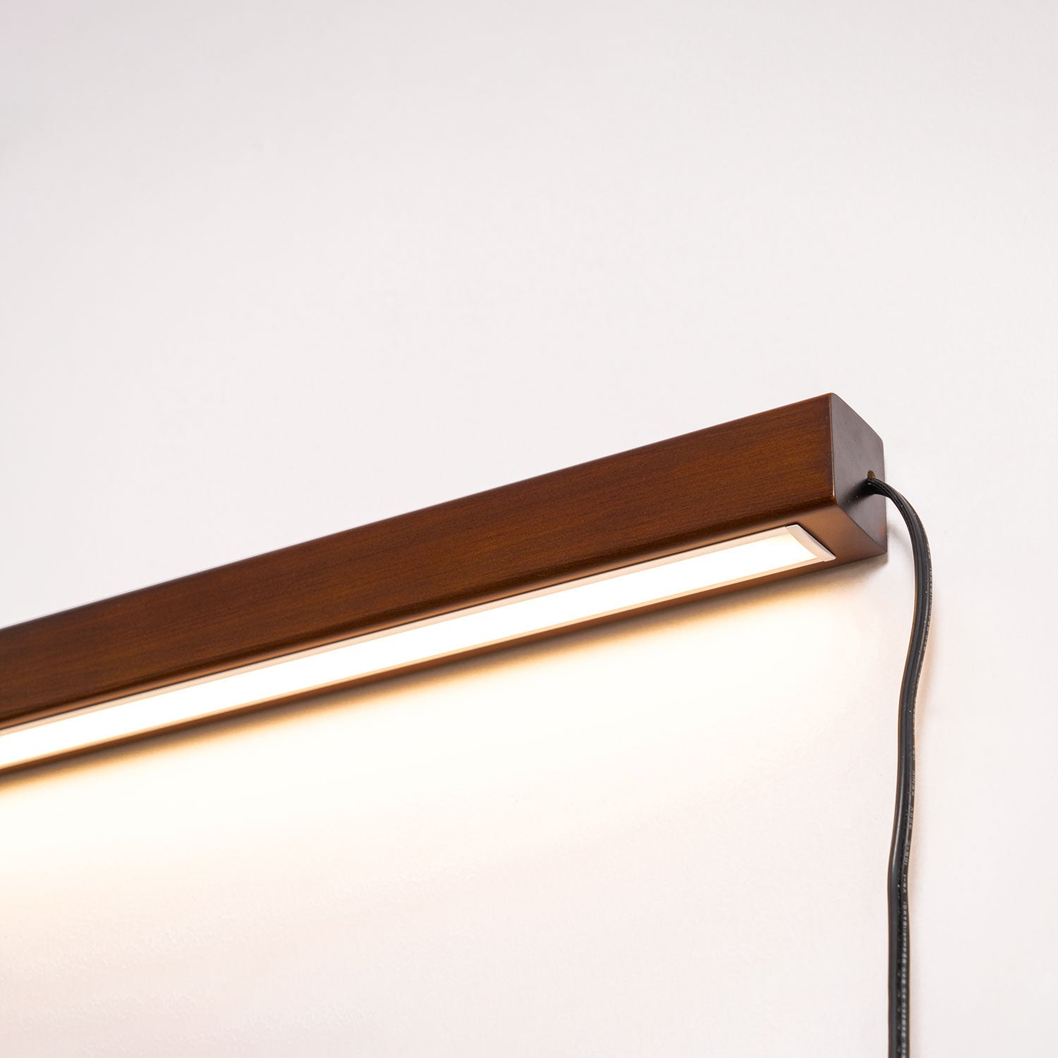 Gomeron Linear Wall Light
