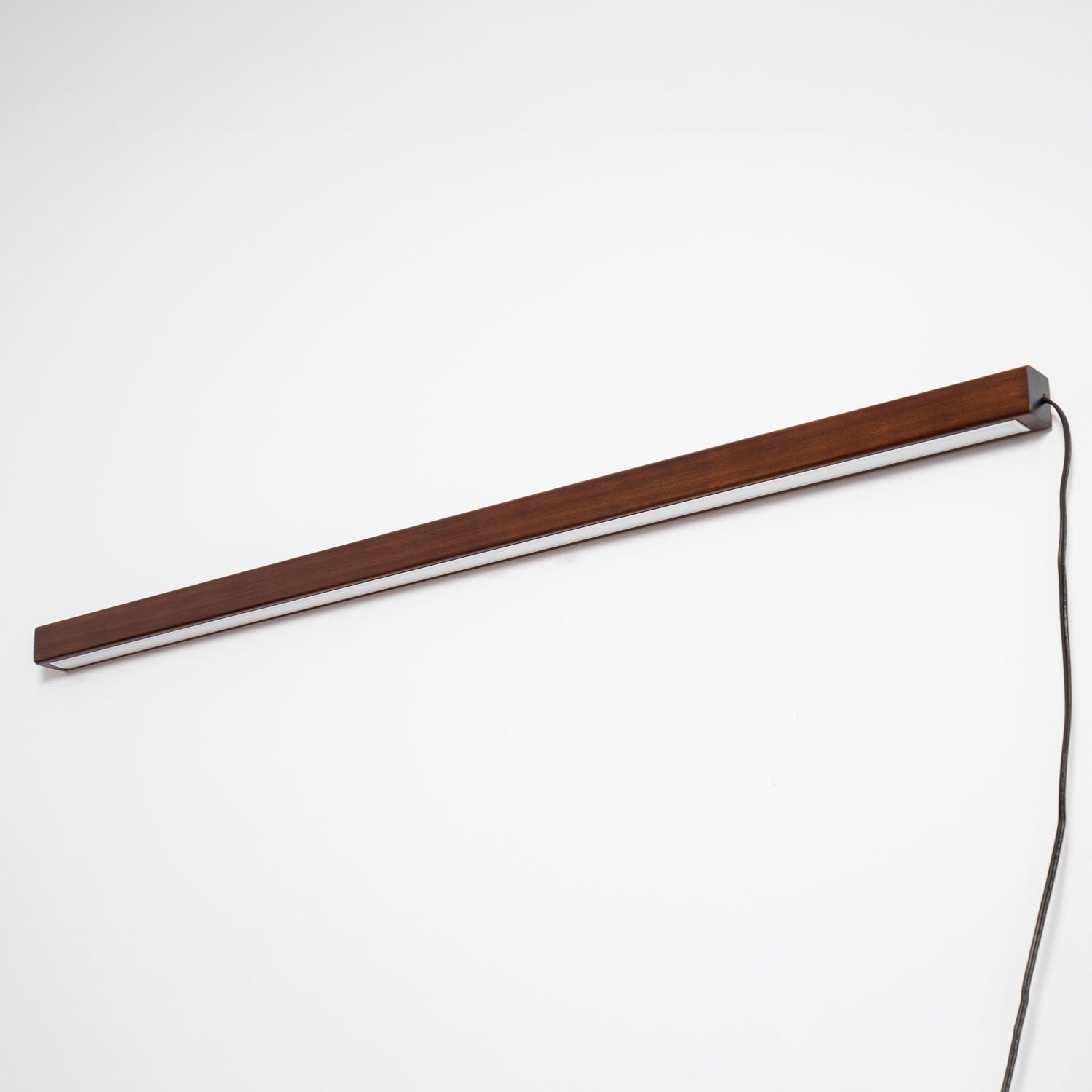 Gomeron Linear Wall Light