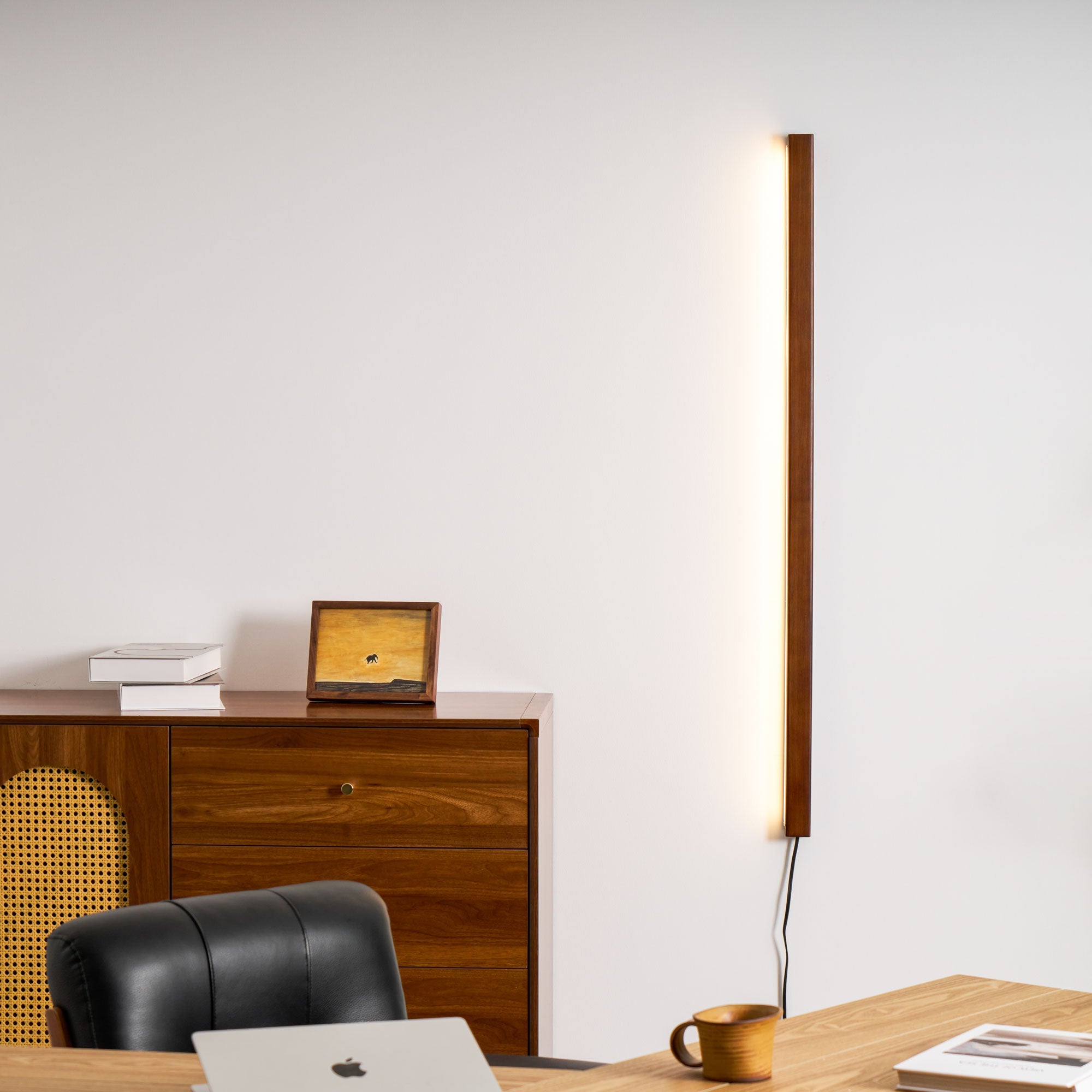 Gomeron Linear Wall Light