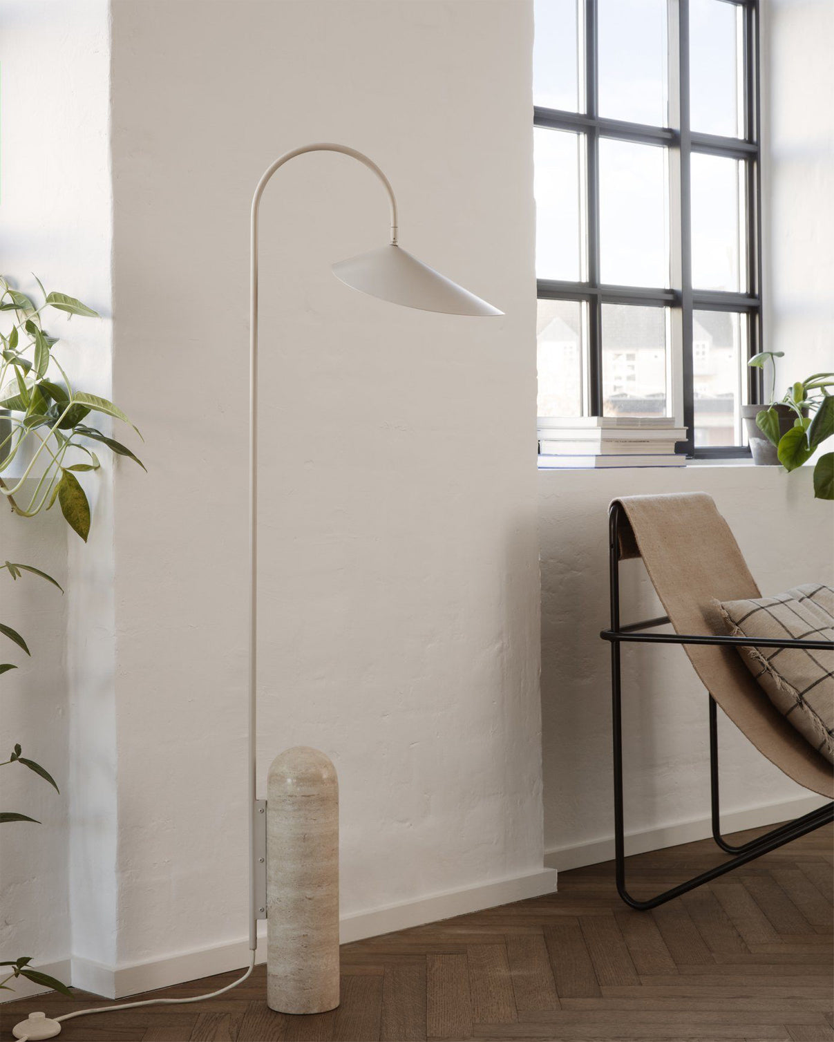 Beevira Arc Floor Lamp