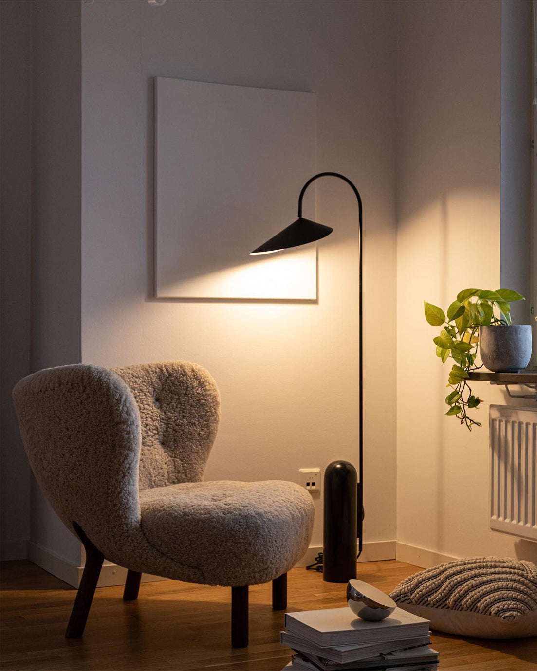 Beevira Arc Floor Lamp