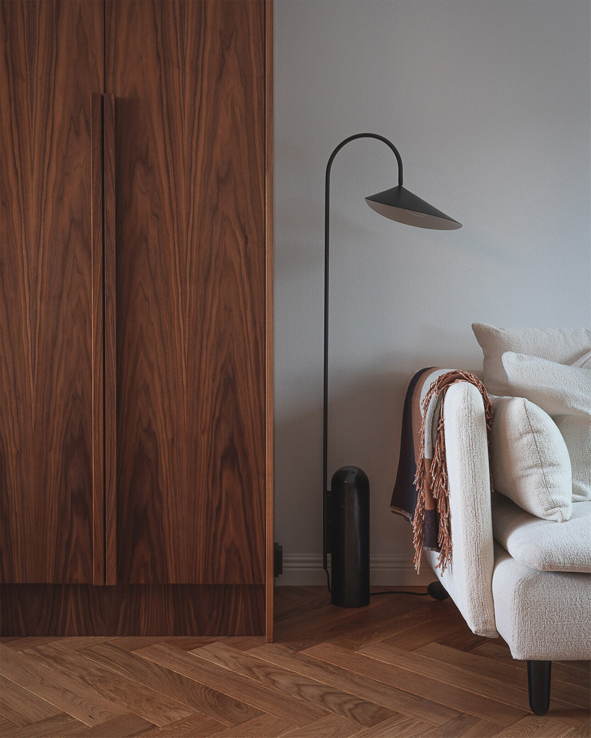 Beevira Arc Floor Lamp