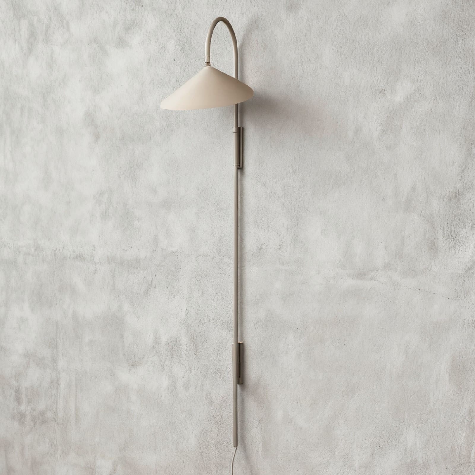 Wavalo Wall Light
