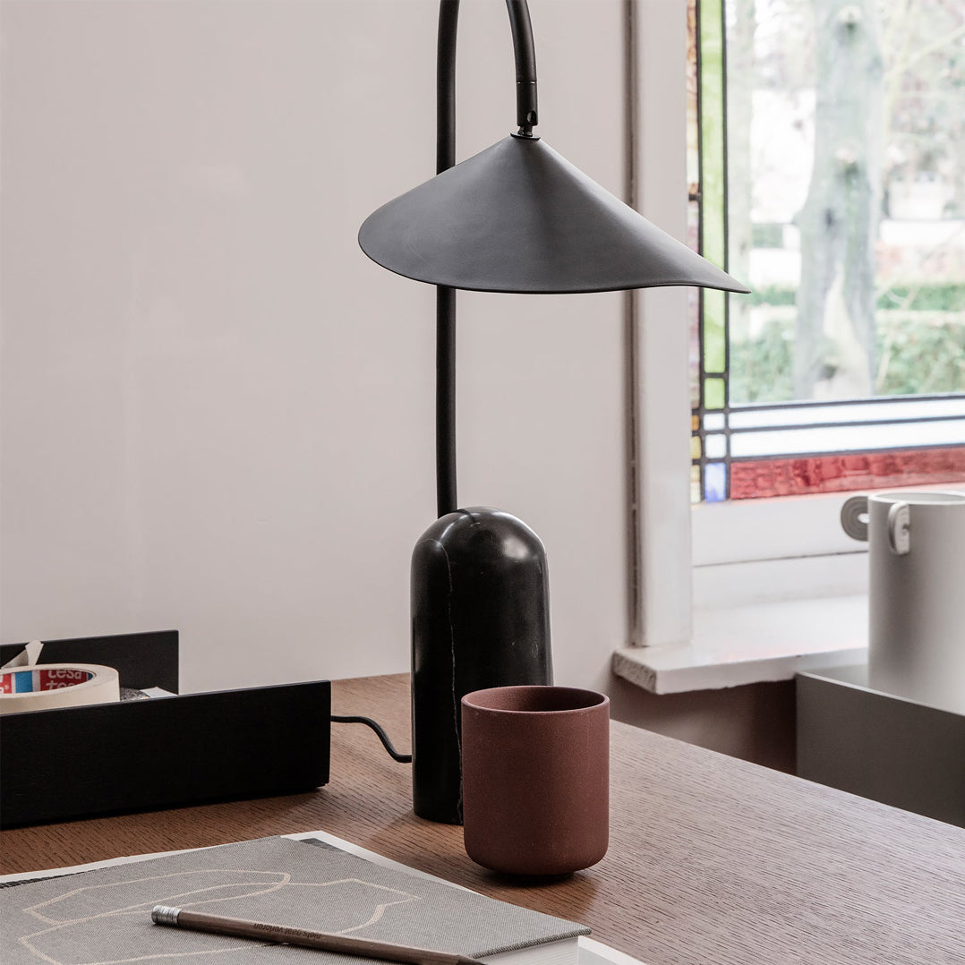 Guval Minimalist Table Lamp