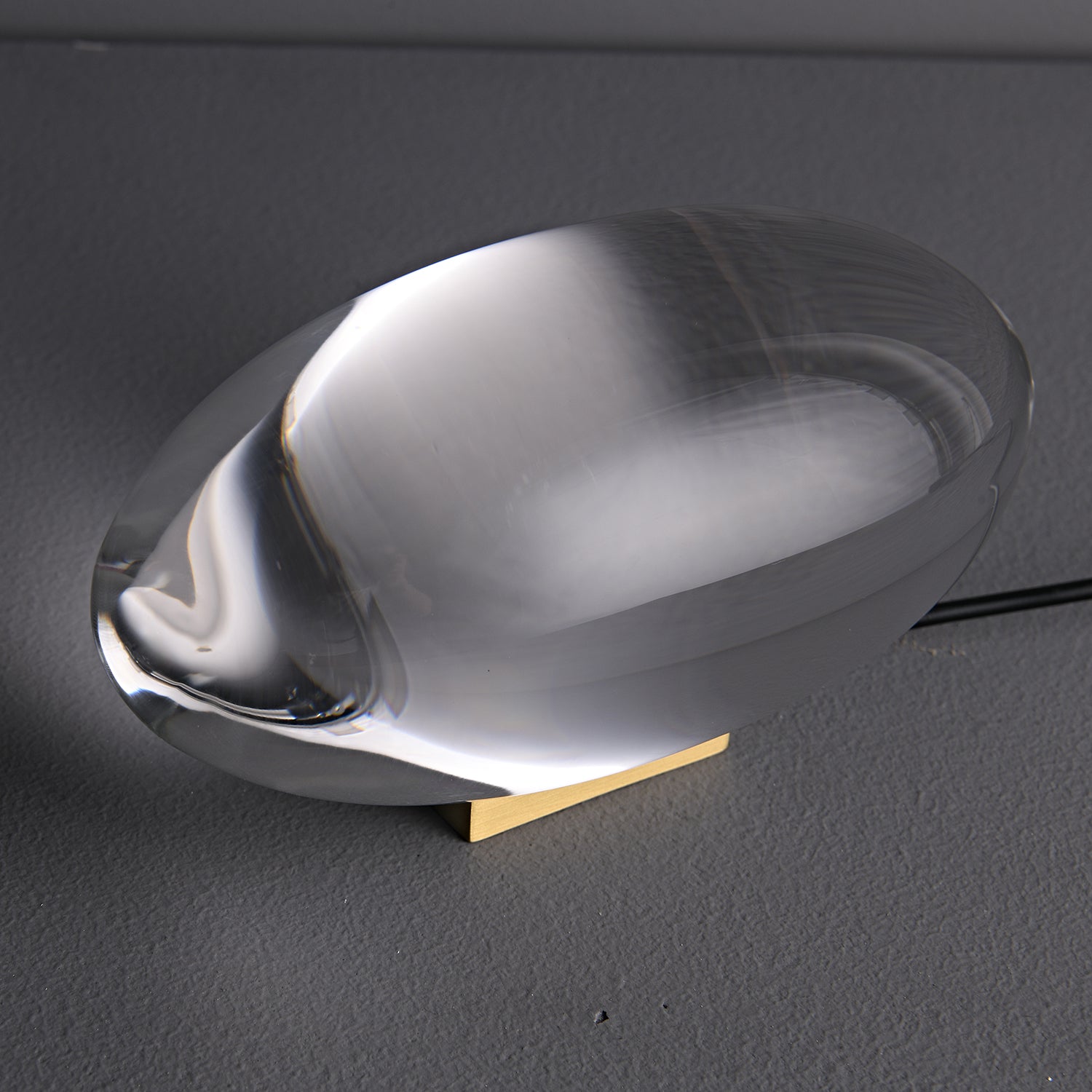 Lizzan Table Lamp