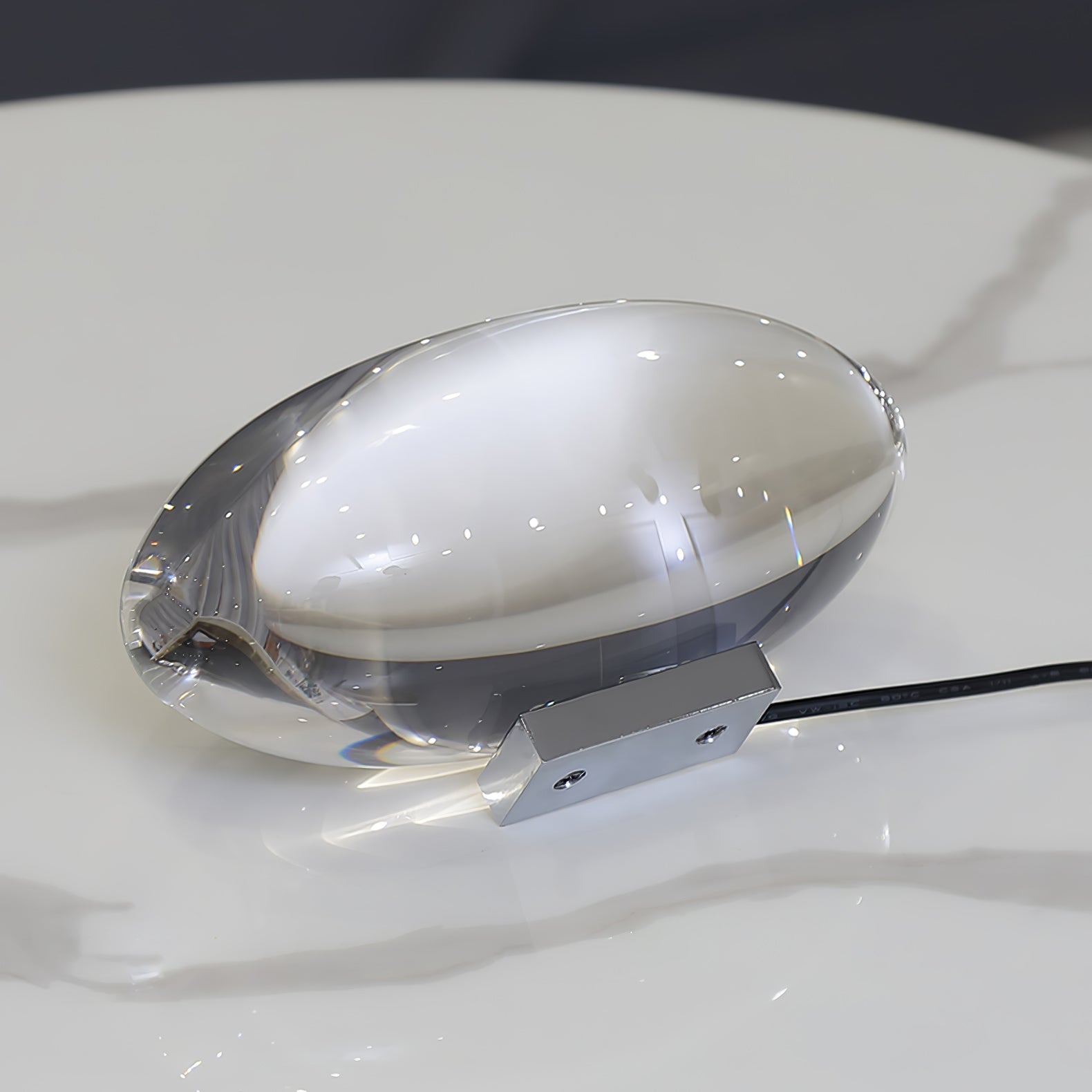 Lizzan Table Lamp