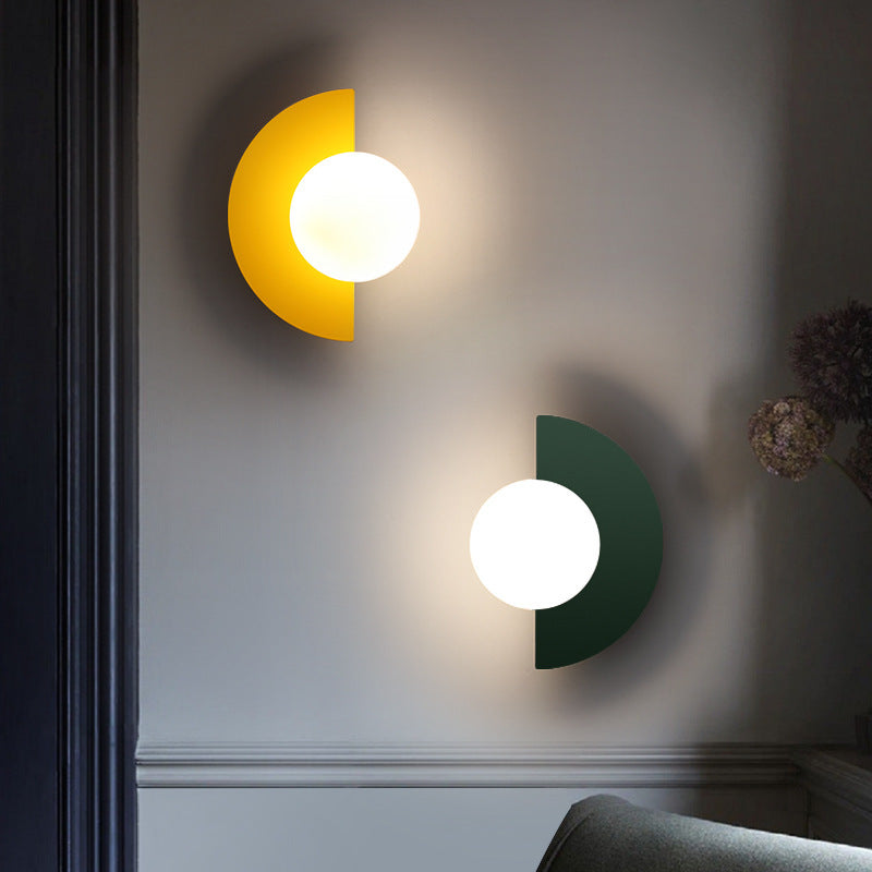 Baranius Wall Light