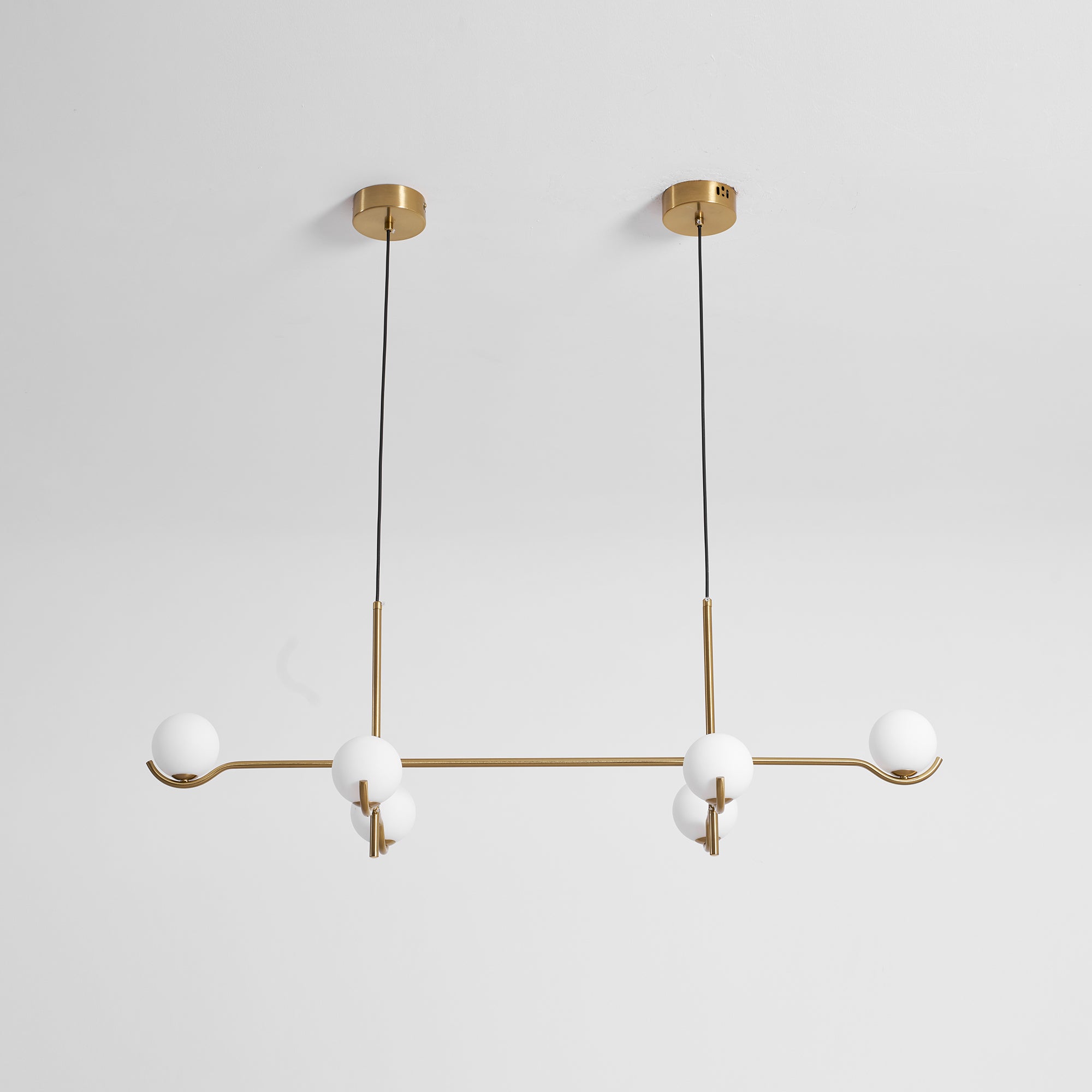 Avaleo Globe Pendant Light