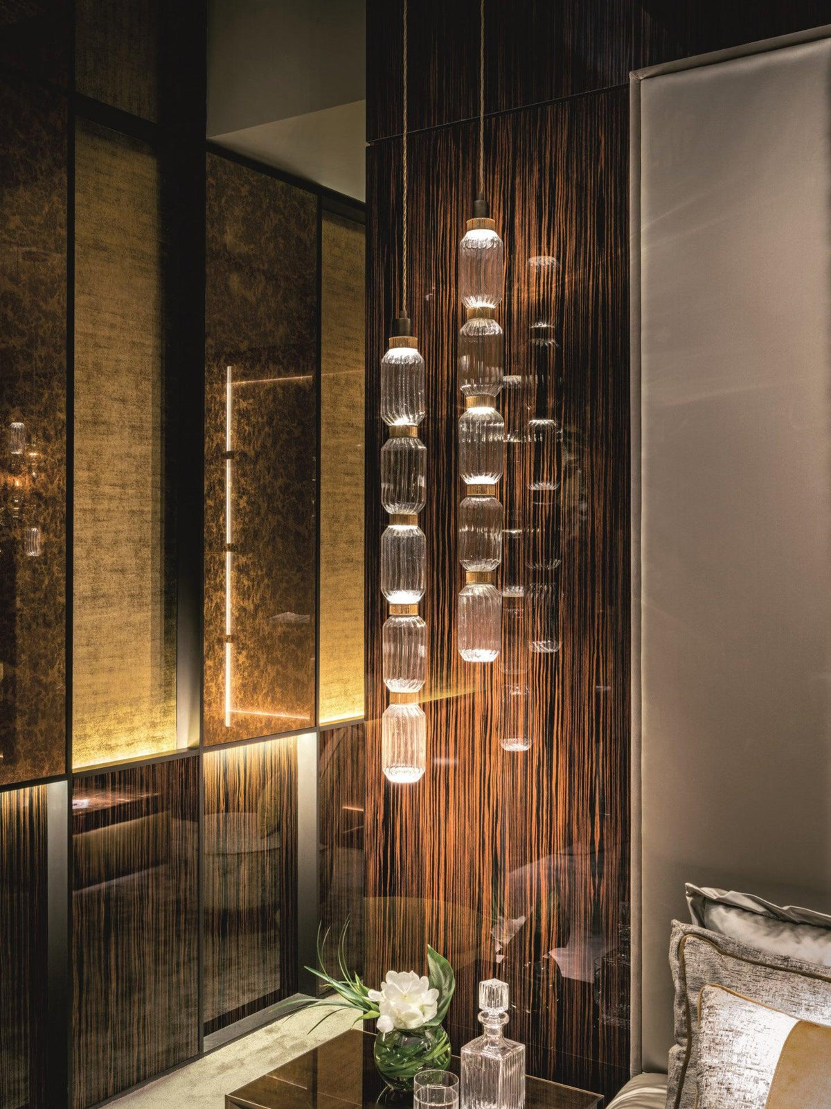 Aborivon Sculptural Pendant Light