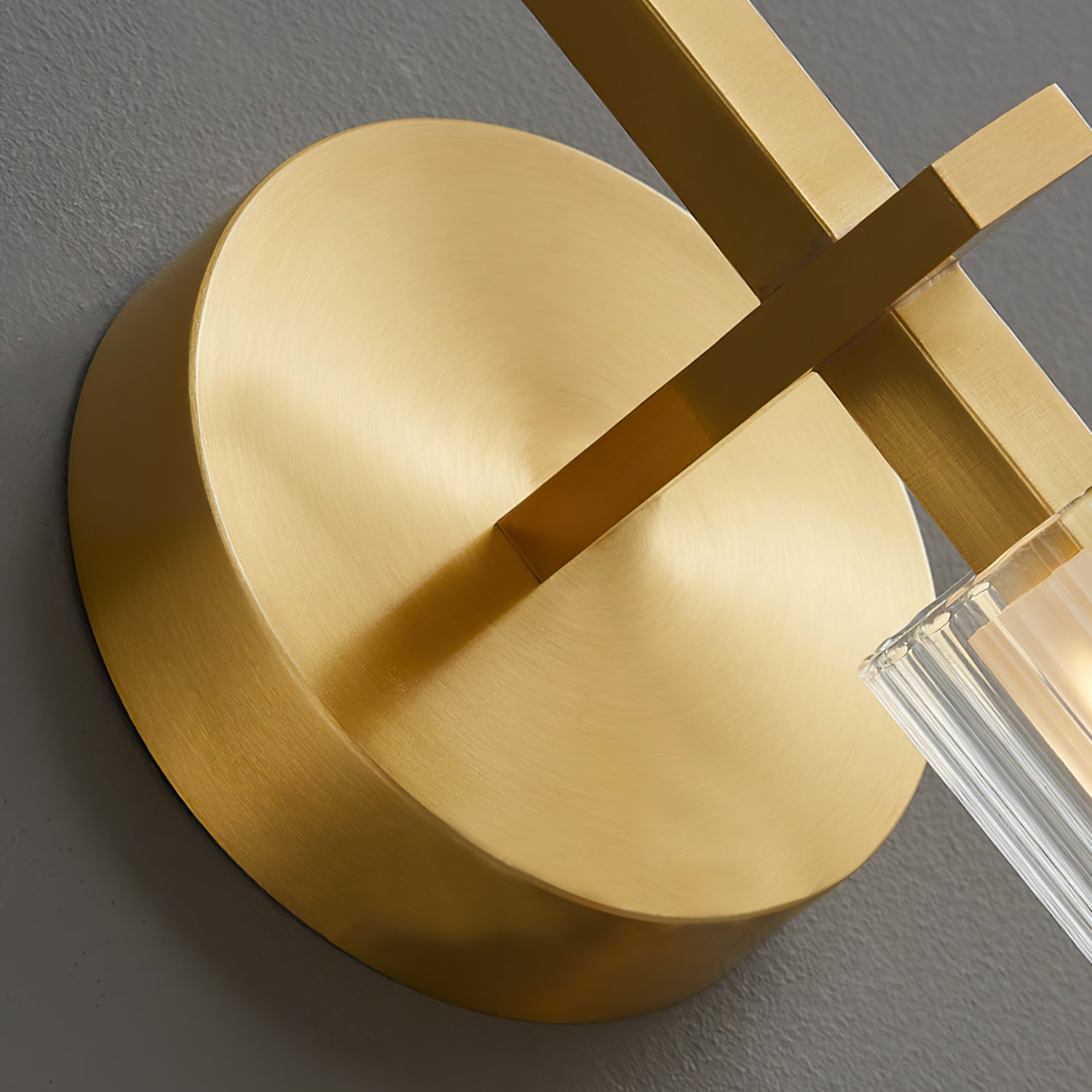 Lefemor Fluted Wall Light