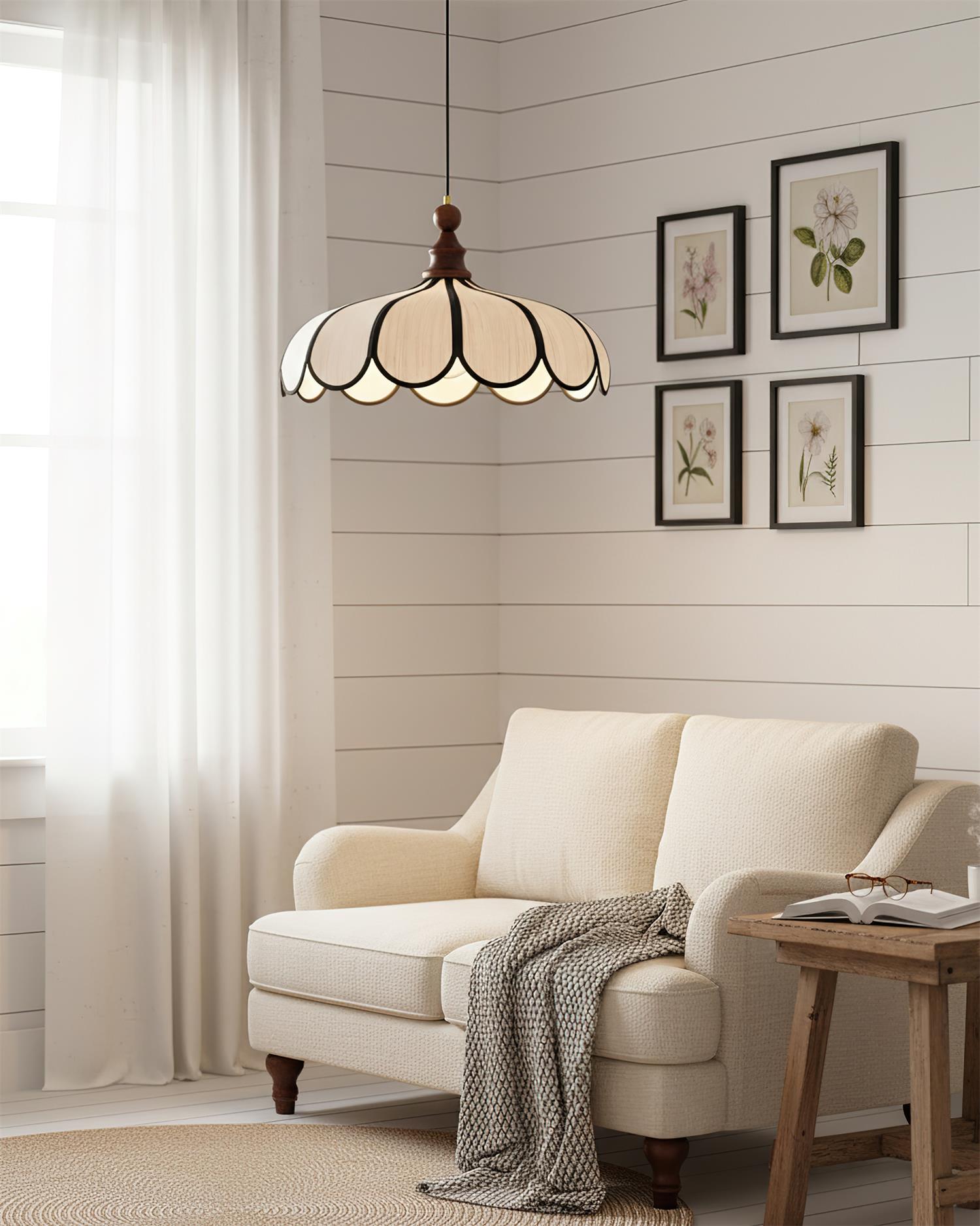 Melaona Scalloped Pendant Light