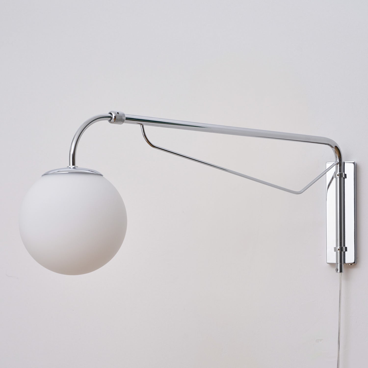 Bazoron Wall Light