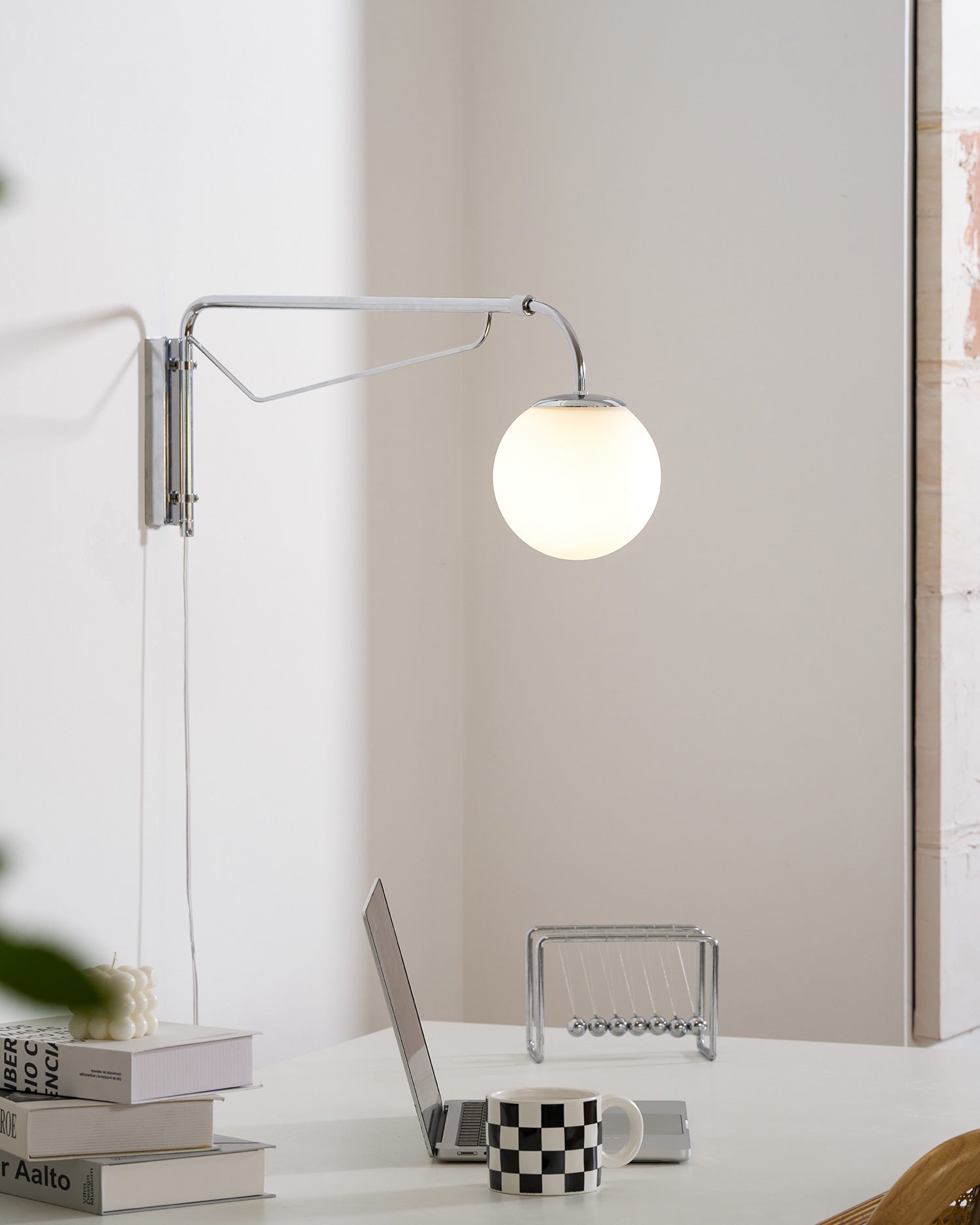 Bazoron Wall Light