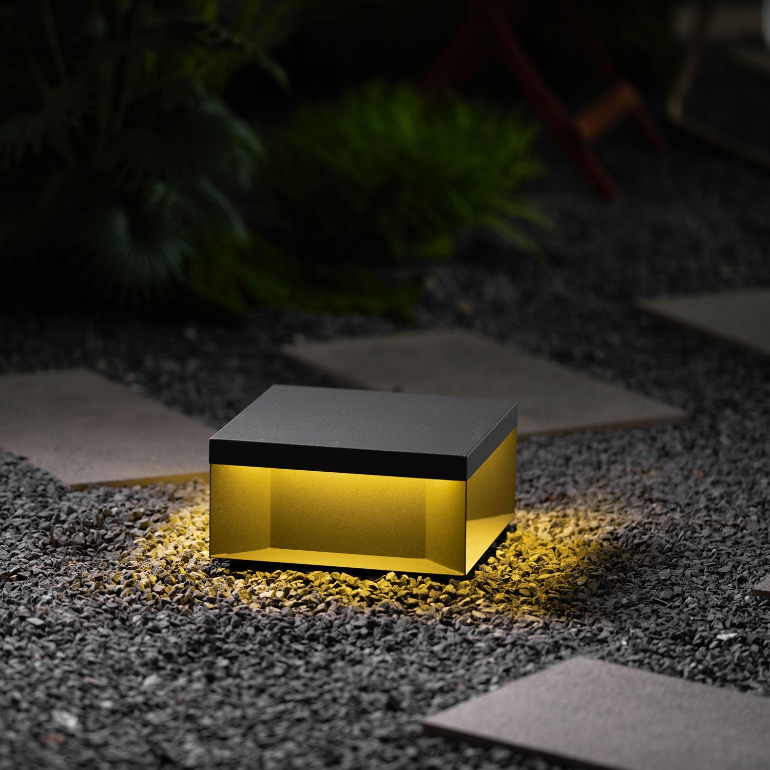 Nolian Outdoor Post Light