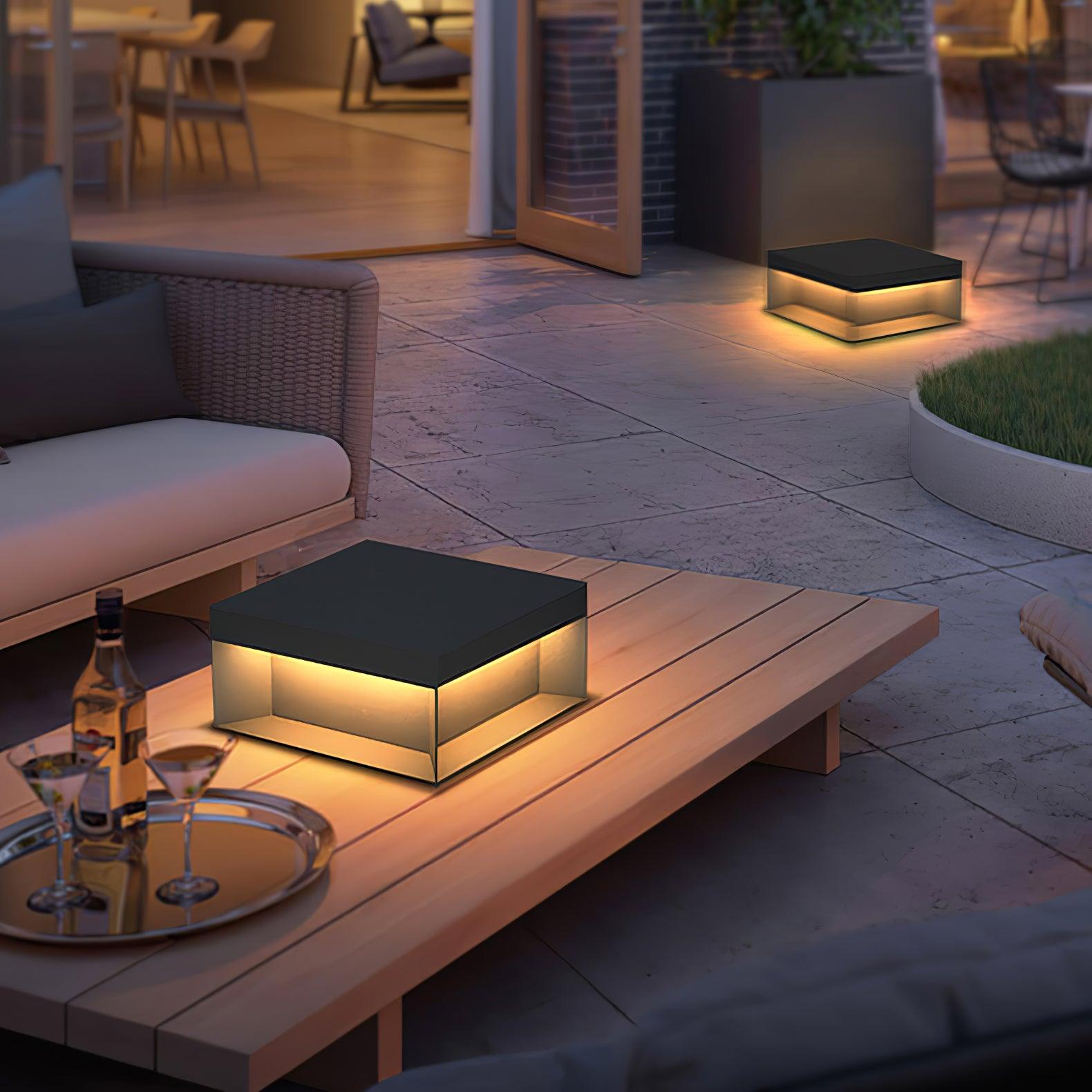 Nolian Outdoor Post Light