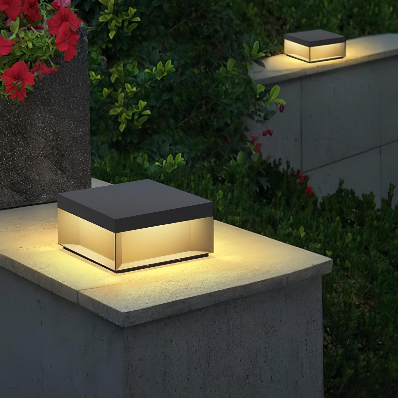 Nolian Outdoor Post Light