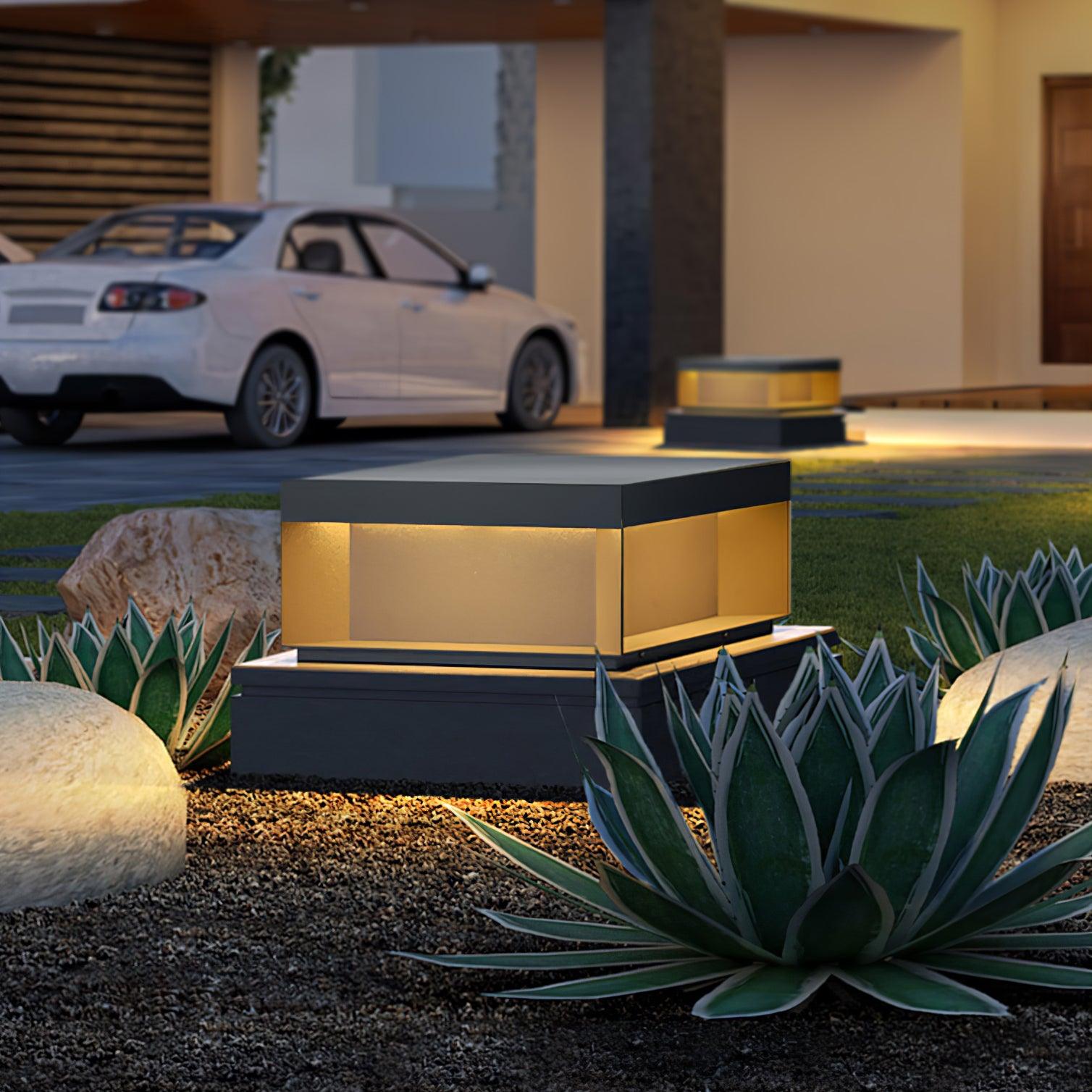 Nolian Outdoor Post Light