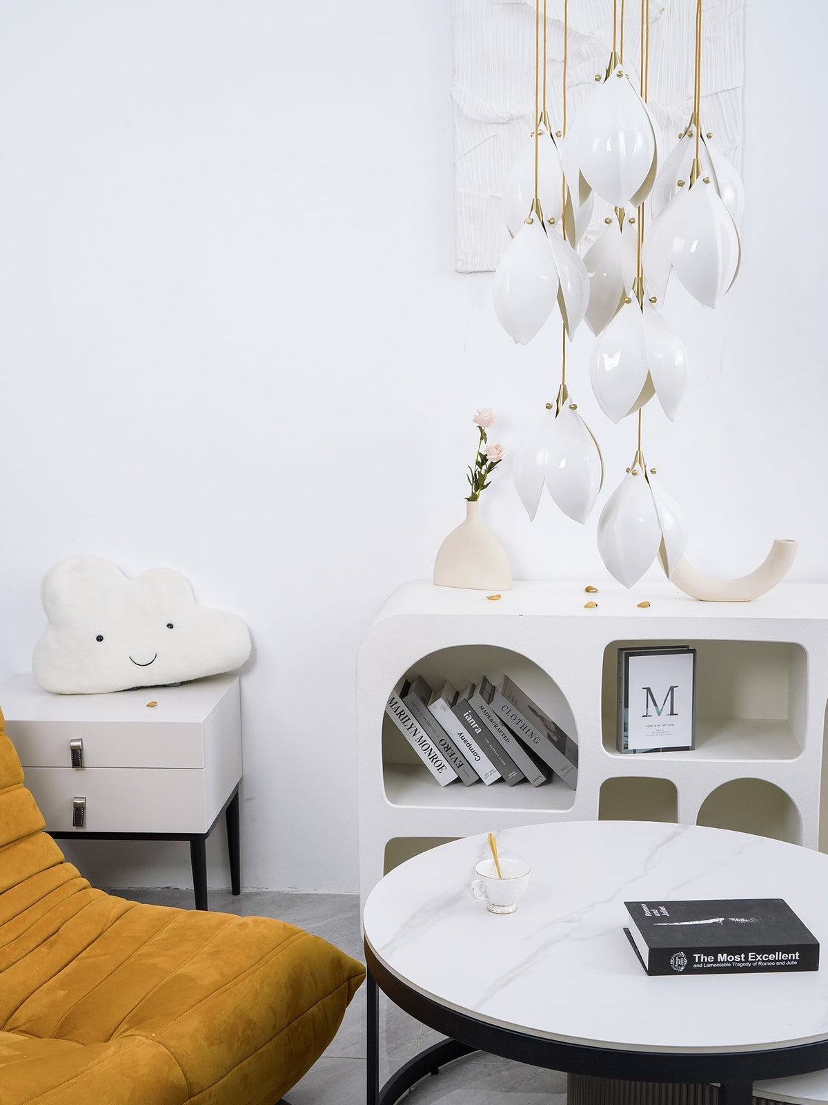 Lifiran Floral Pendant Light