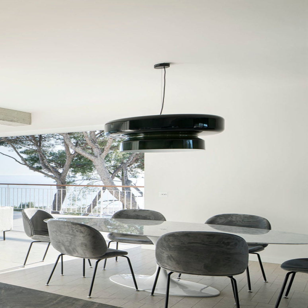 Elomia Pendant Light