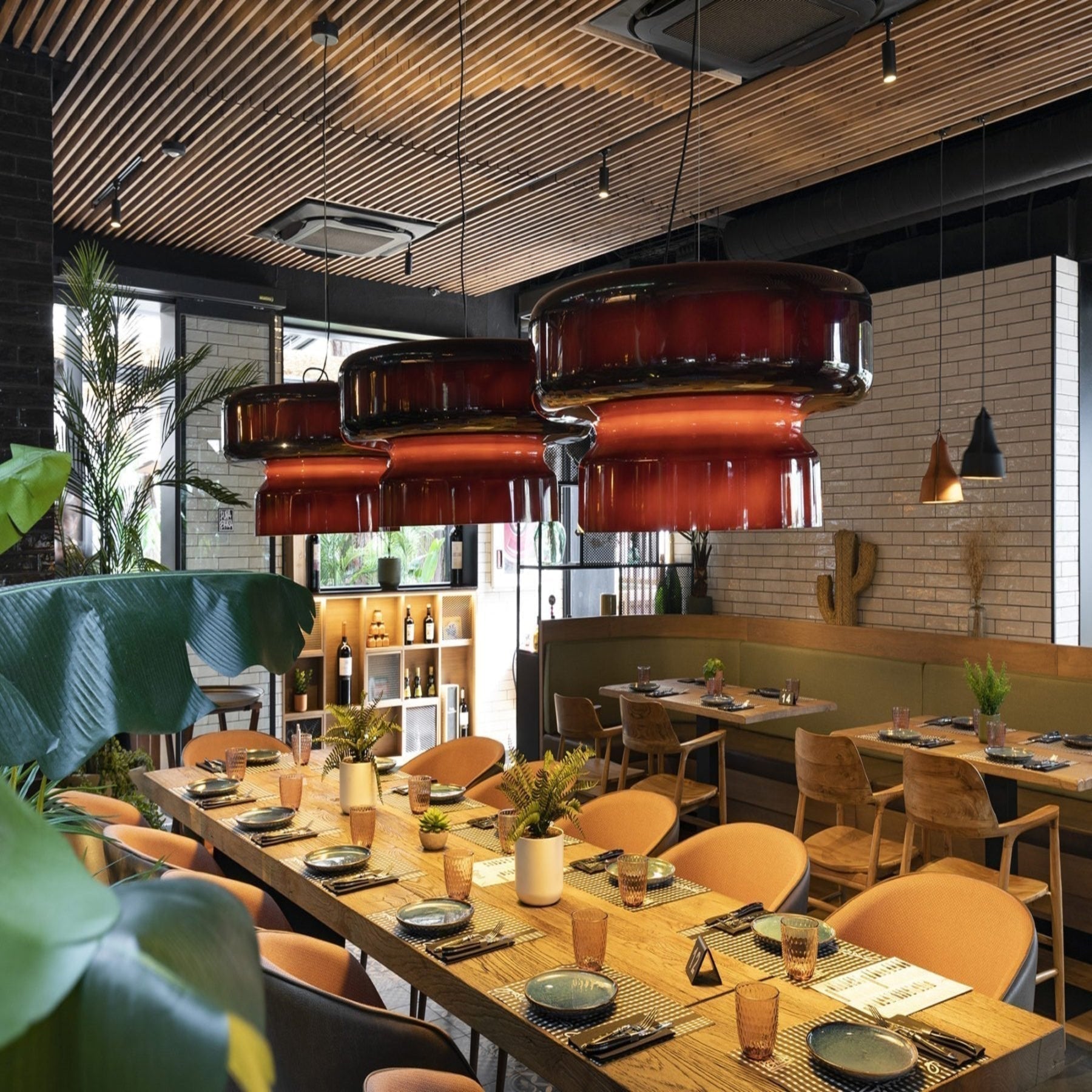 Elomia Pendant Light