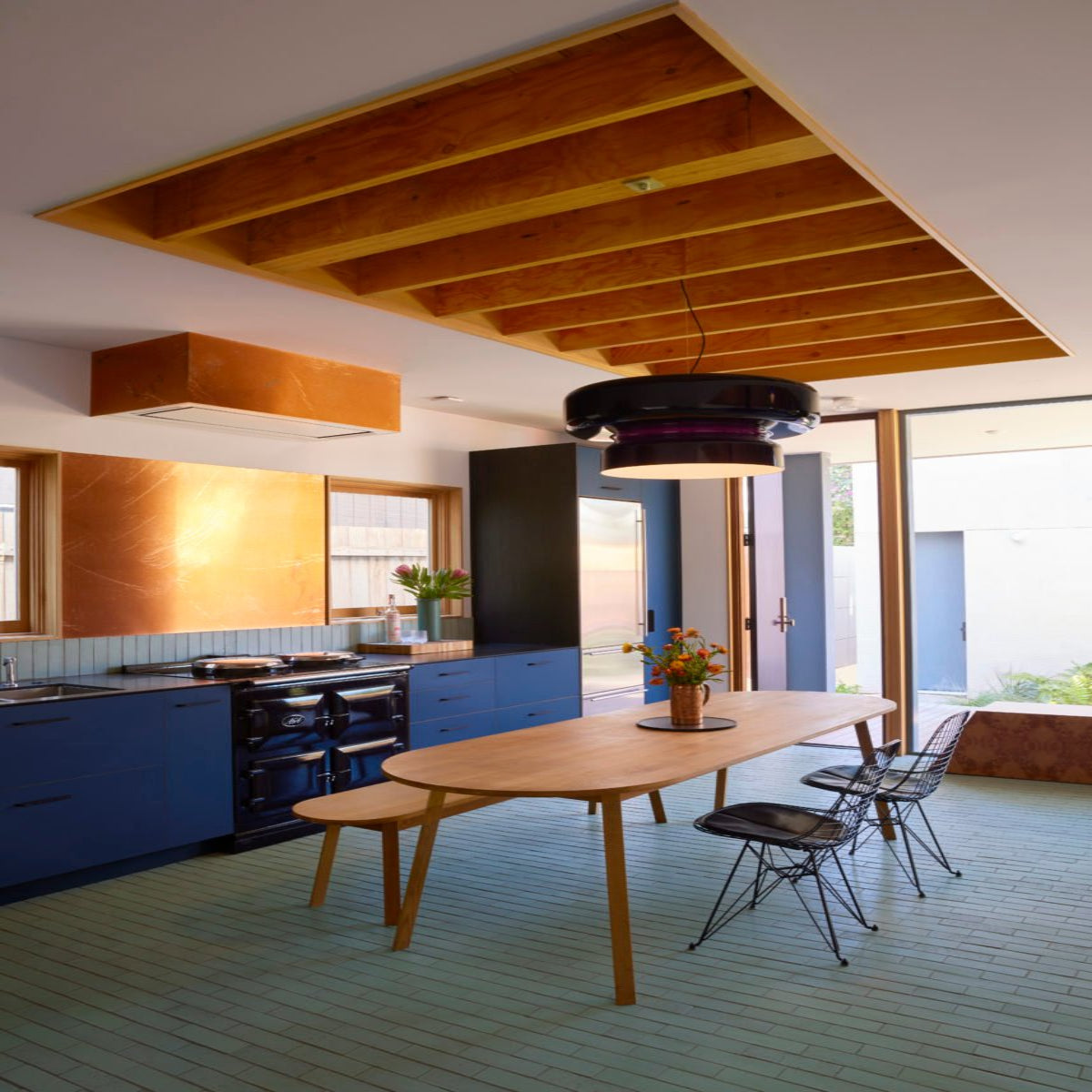 Elomia Pendant Light