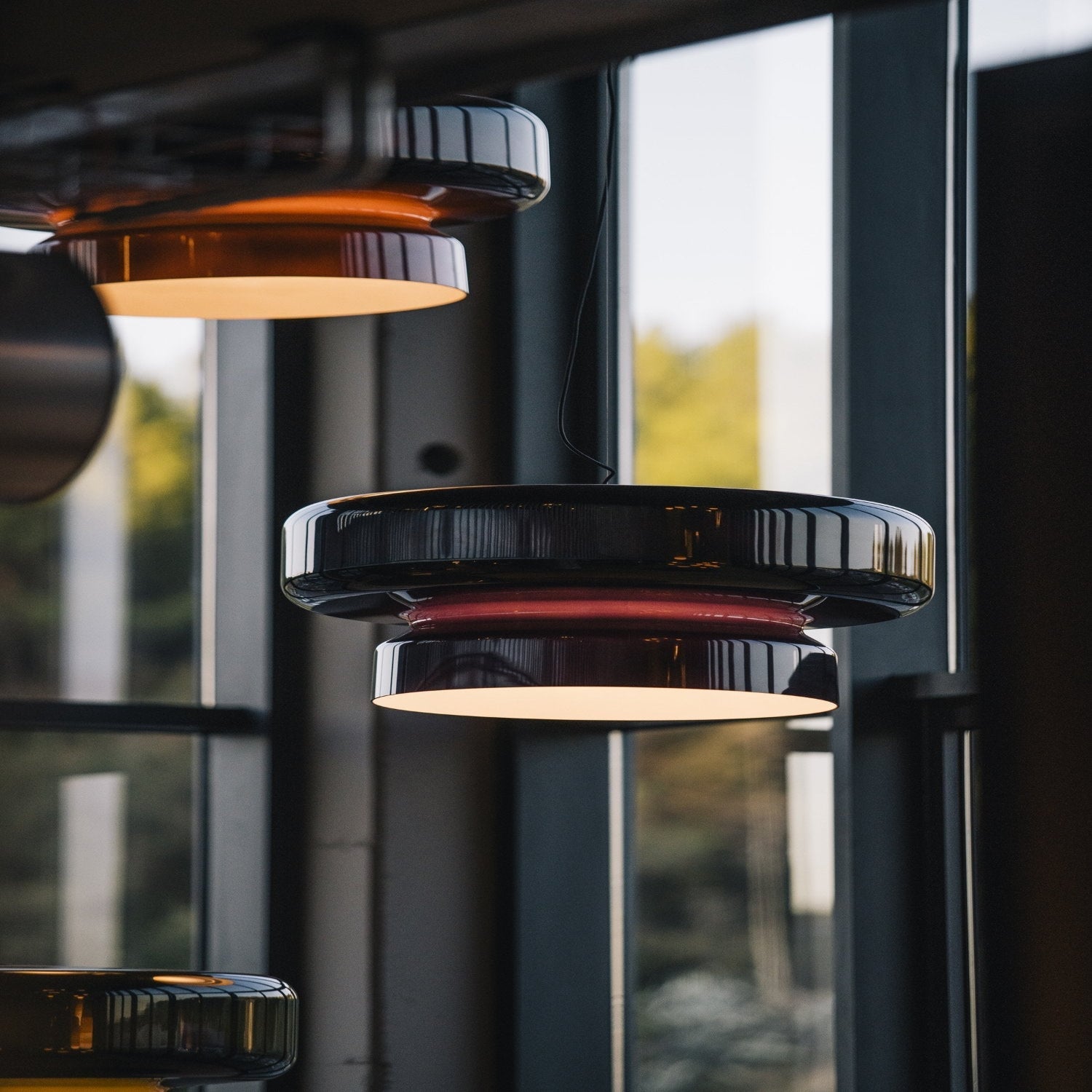 Elomia Pendant Light