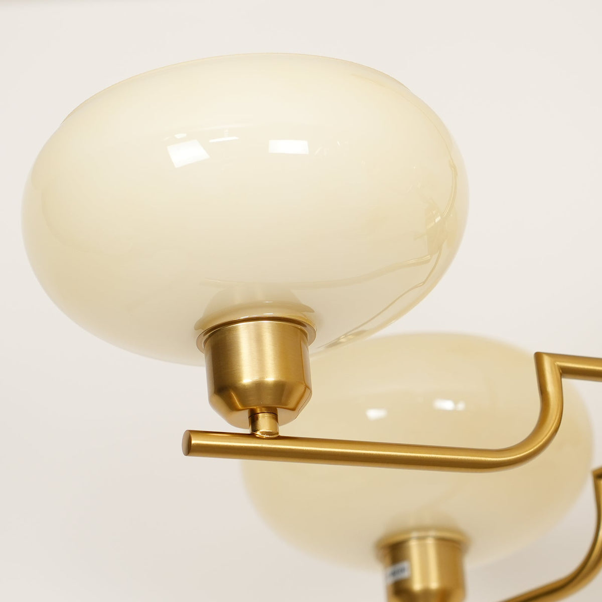 Nevelo Modern Chandelier