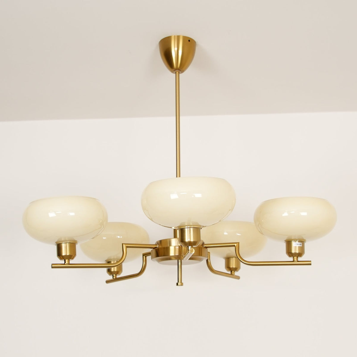 Nevelo Modern Chandelier