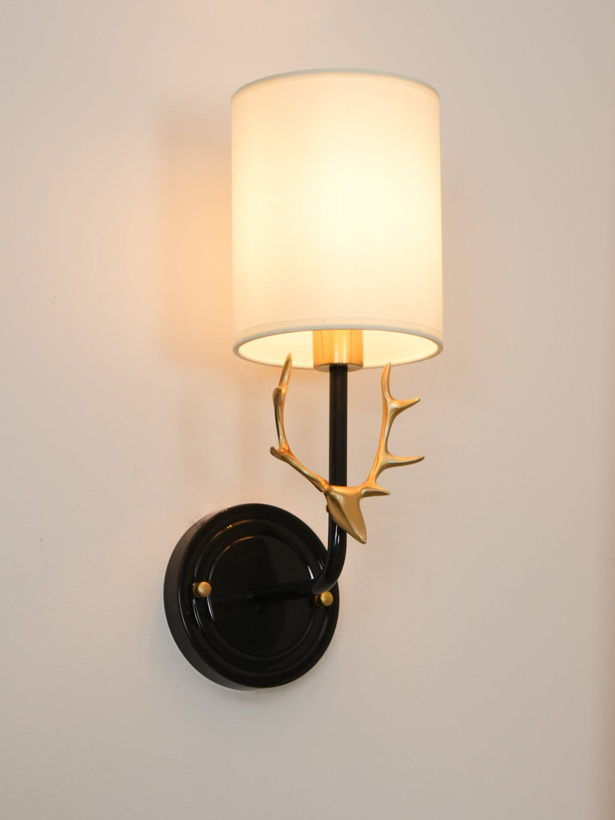 Jegalor Deer Wall Light