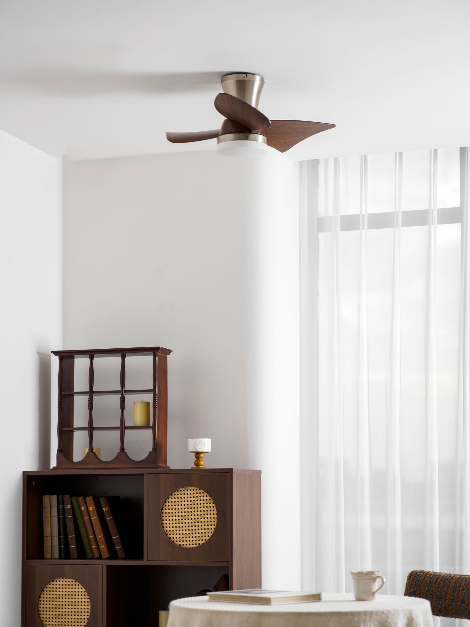 Avoressa Modern Ceiling Fan Light