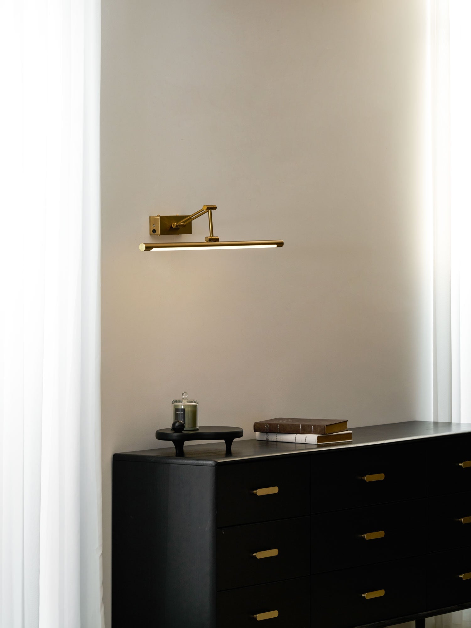Bavexus Linear Wall Light