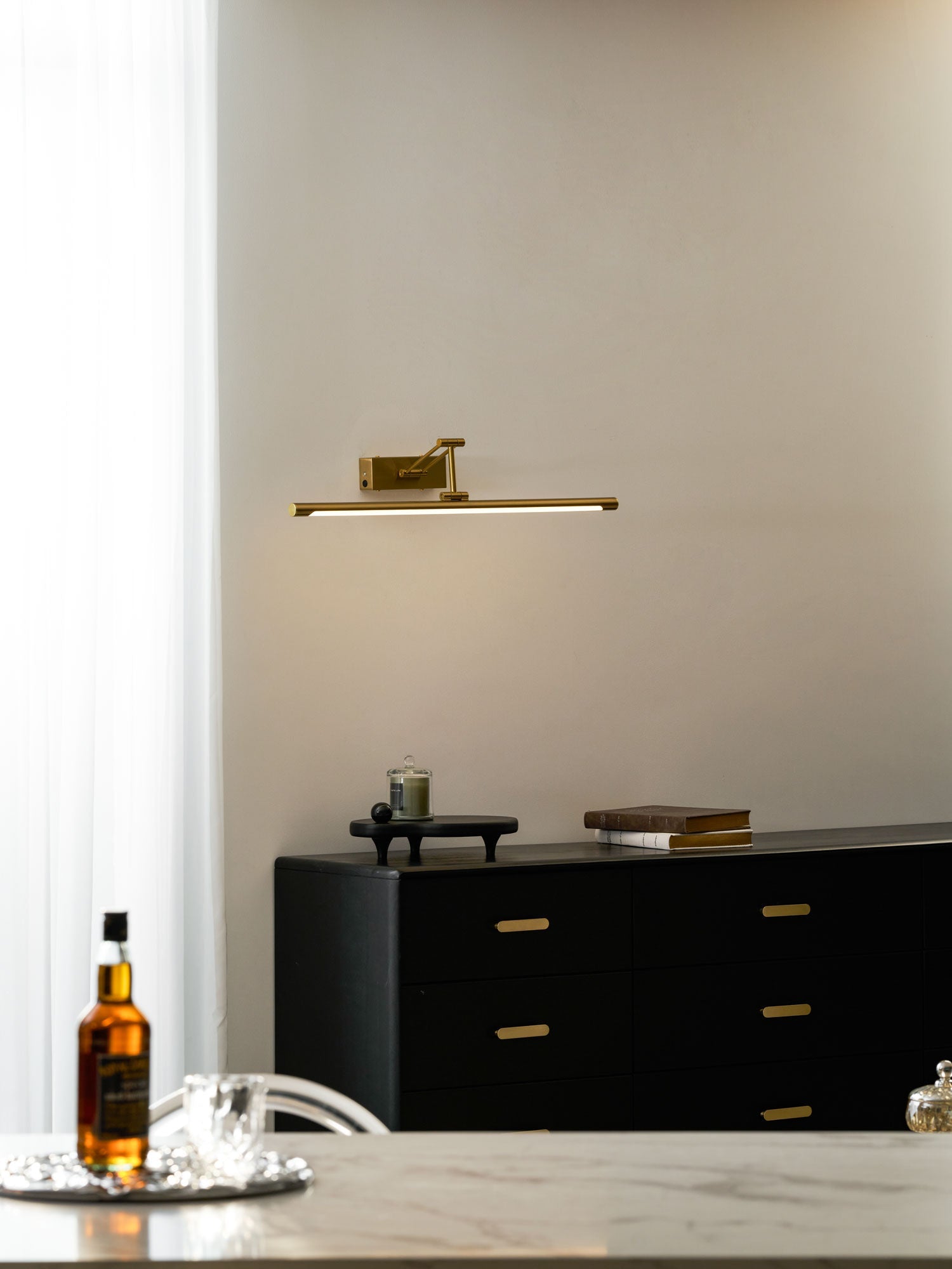 Bavexus Linear Wall Light