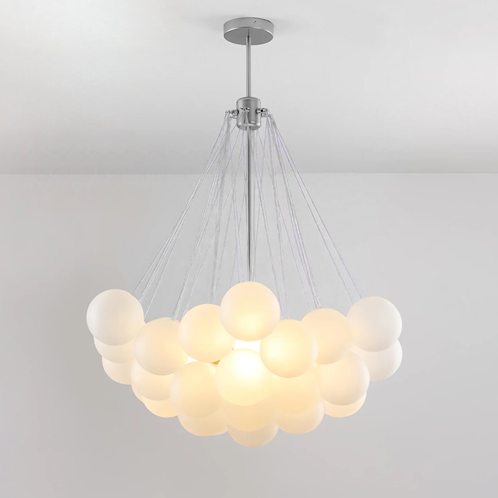 Aloralo Globe Chandelier