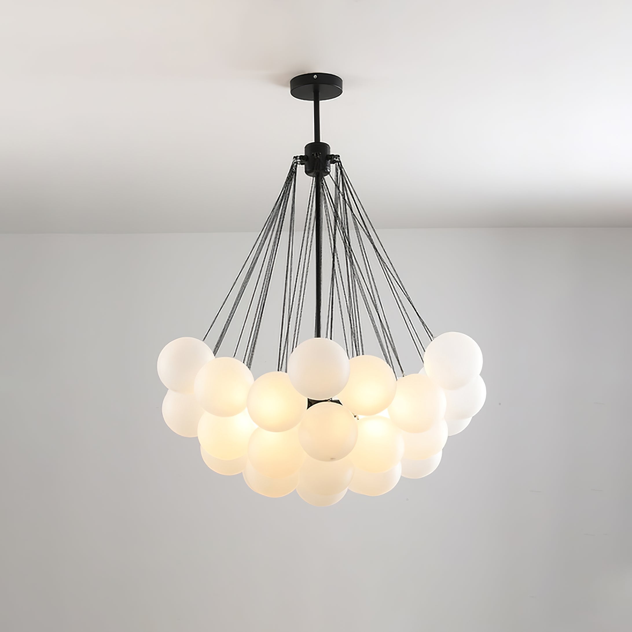 Aloralo Globe Chandelier