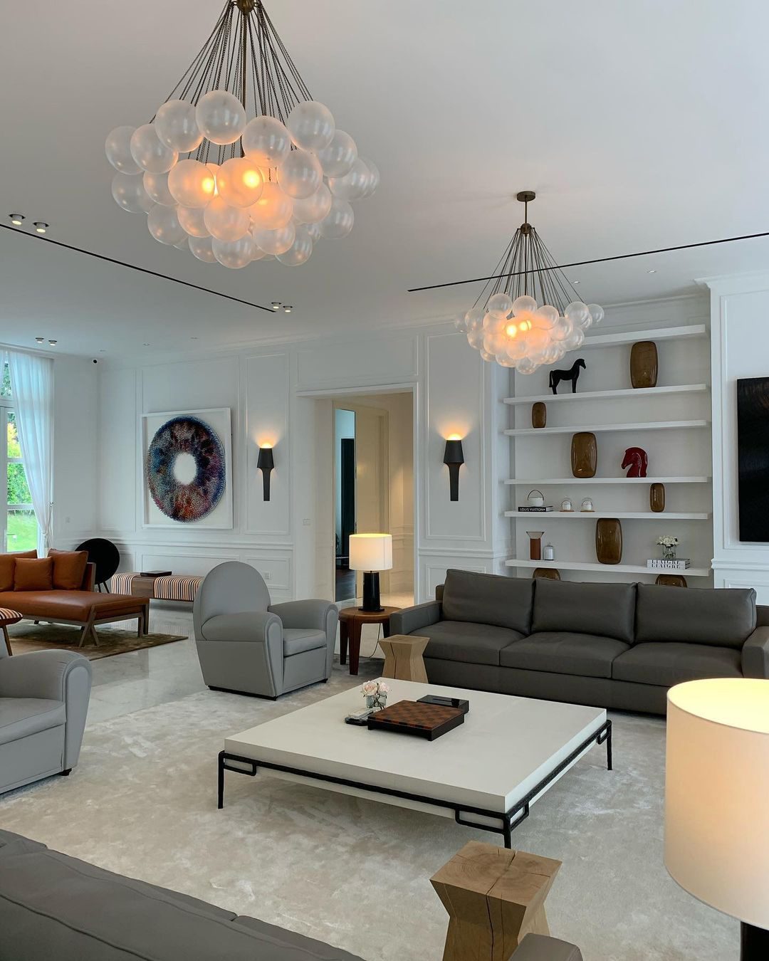 Aloralo Globe Chandelier
