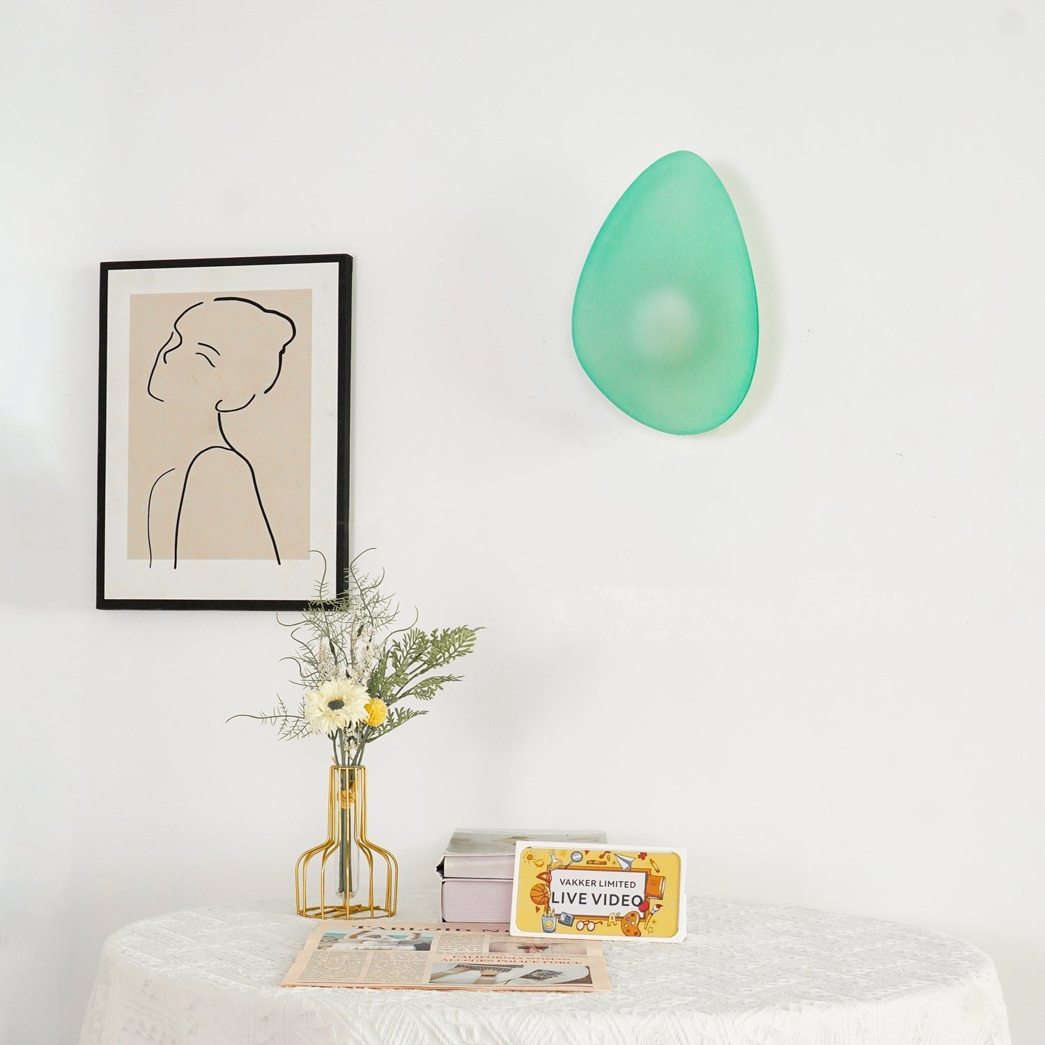 Marvro Wall Light