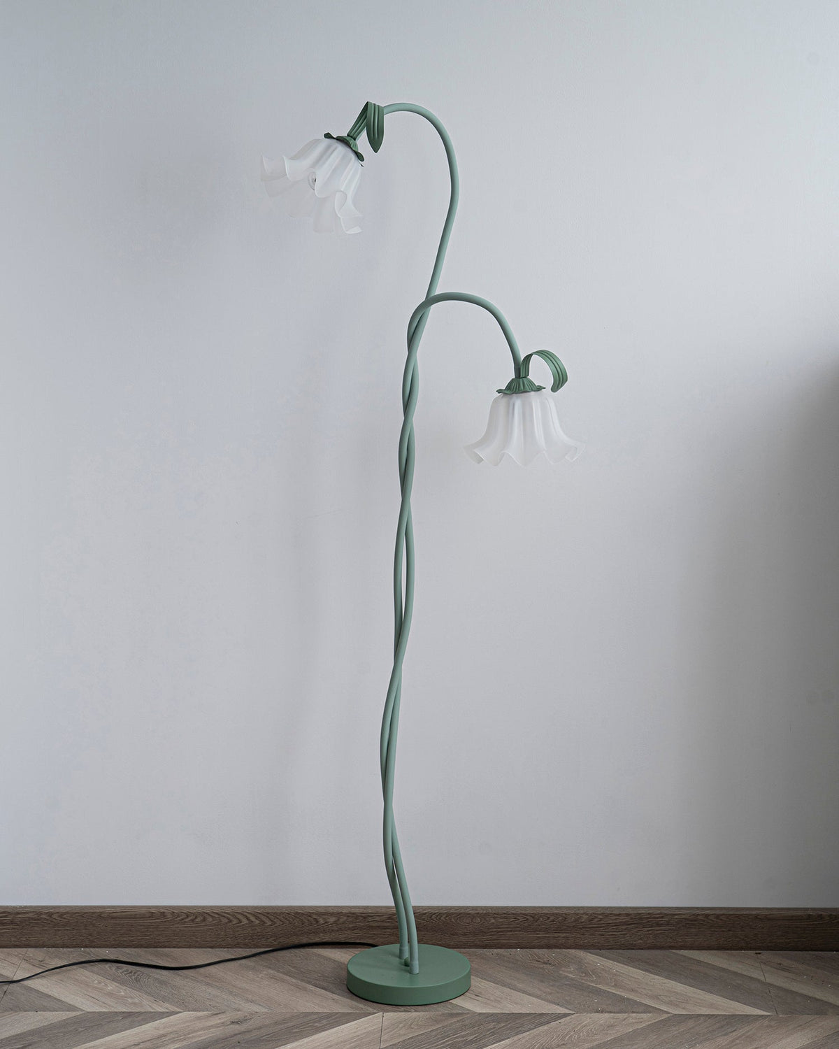 Lavelora Floral Floor Lamp