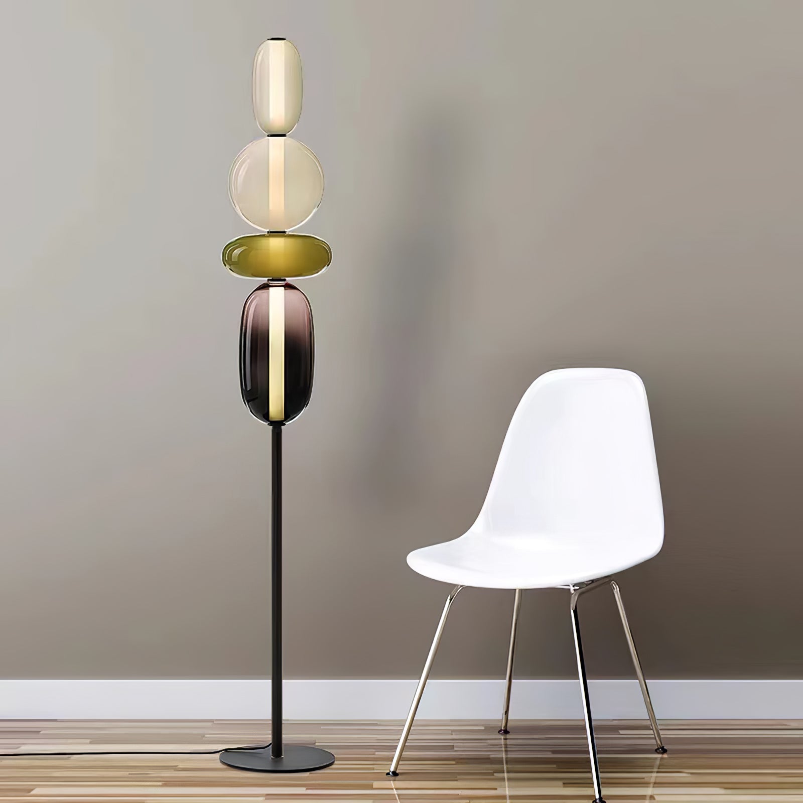 Serifa Floor Lamp