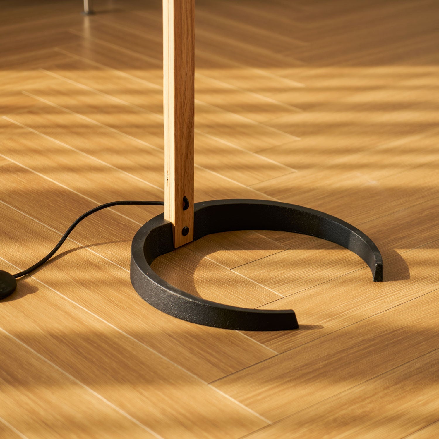 Alella Sculptural Floor Lamp