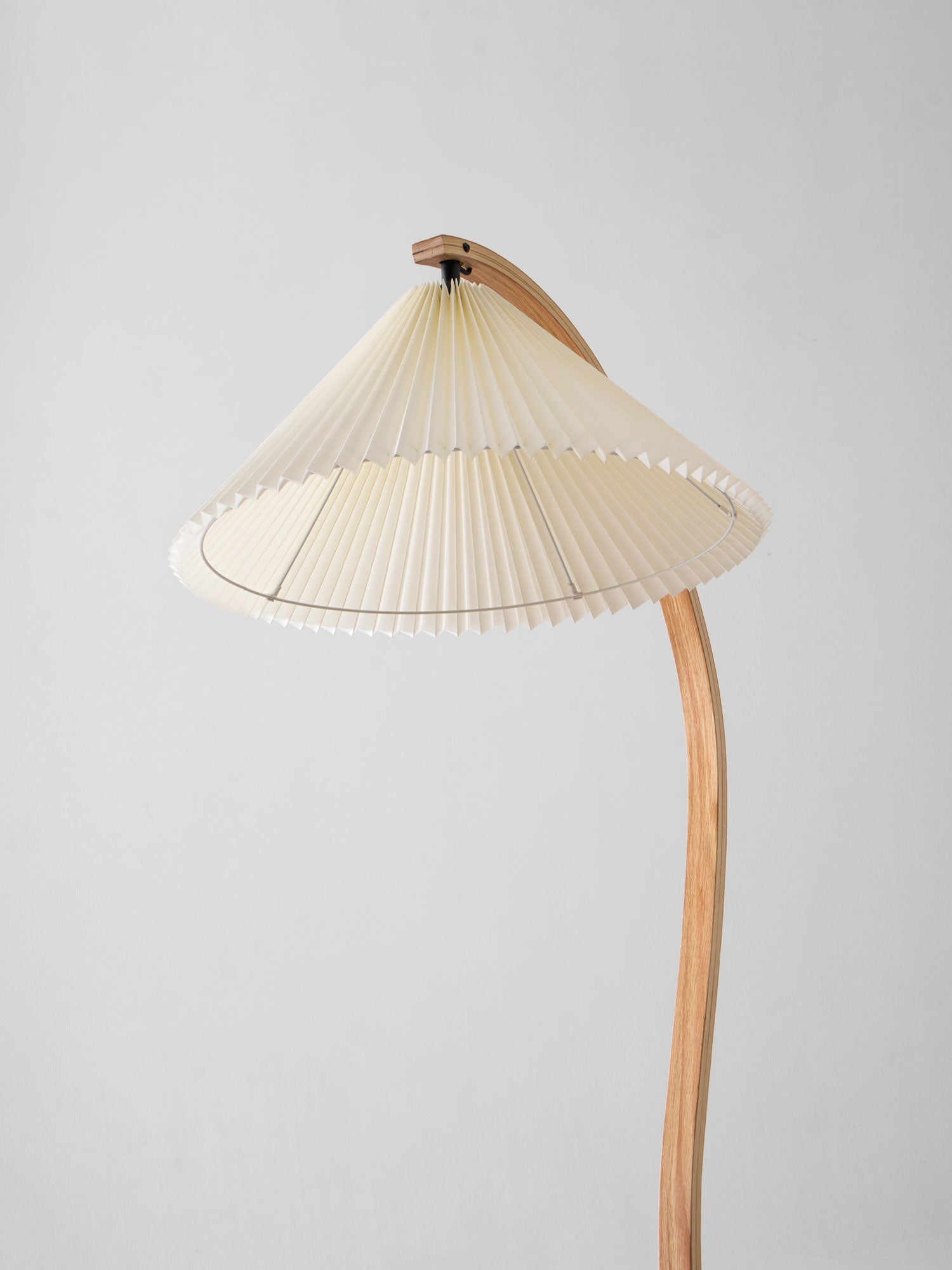 Alella Sculptural Floor Lamp
