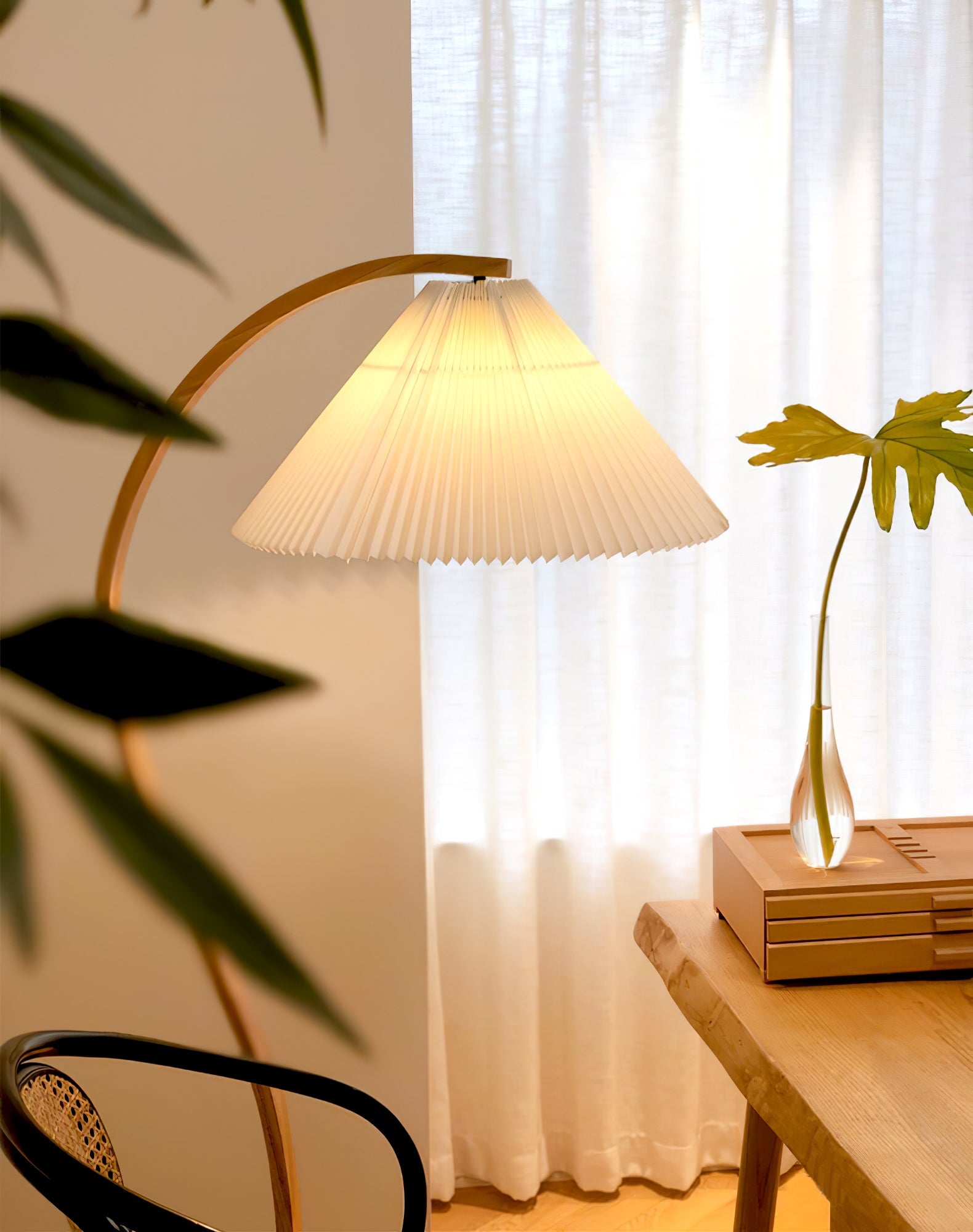 Alella Sculptural Floor Lamp