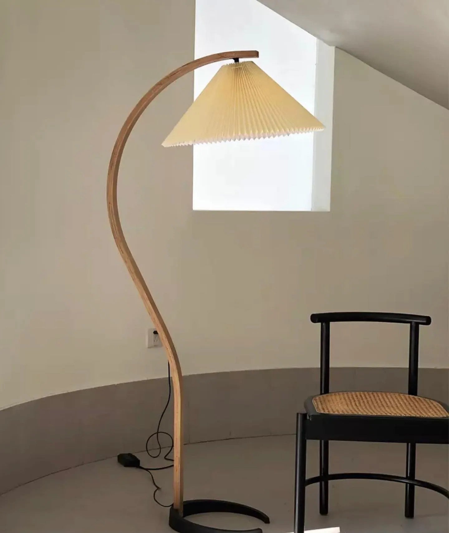 Alella Sculptural Floor Lamp
