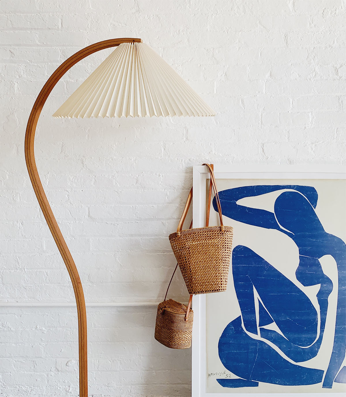 Alella Sculptural Floor Lamp