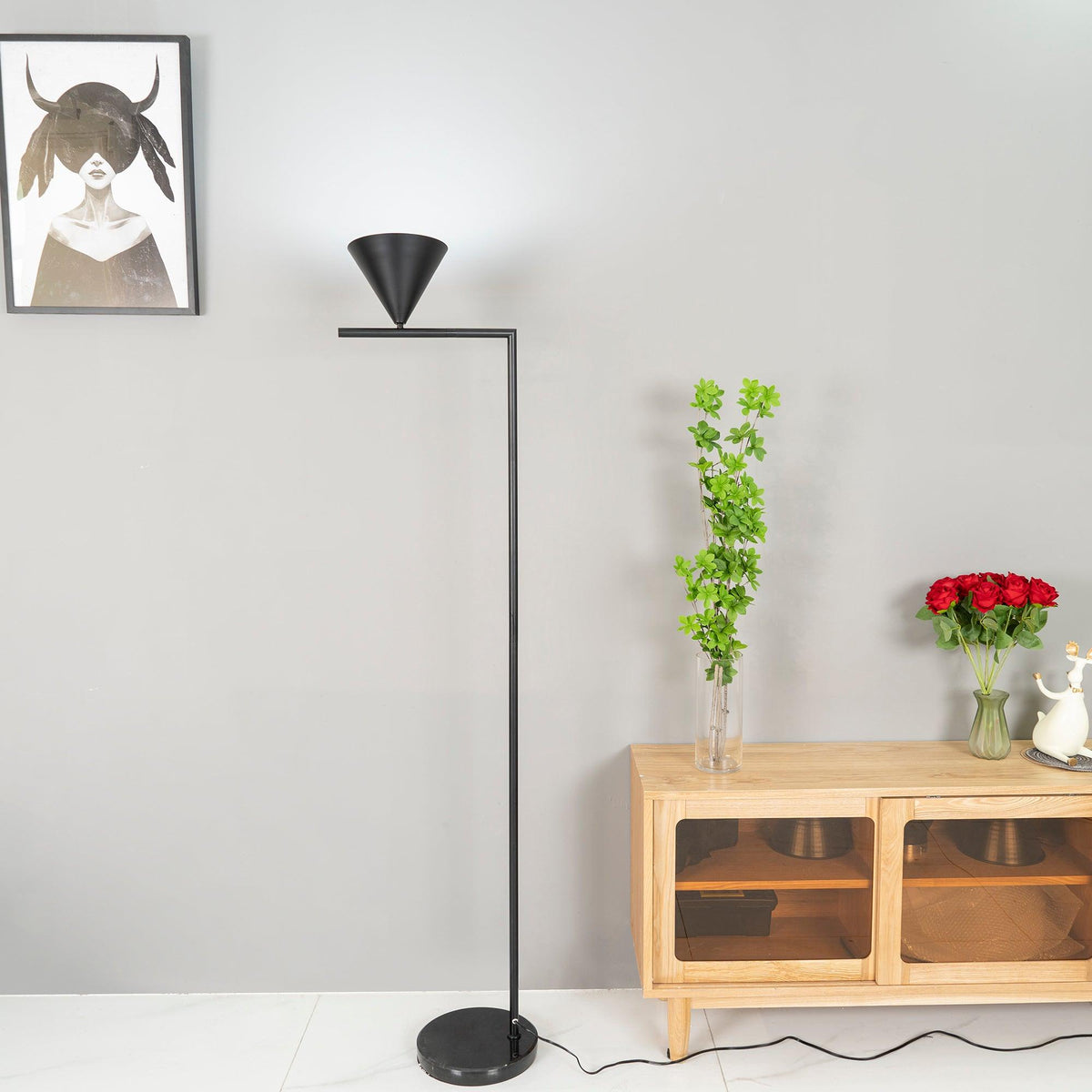 Resova Cone Floor Lamp