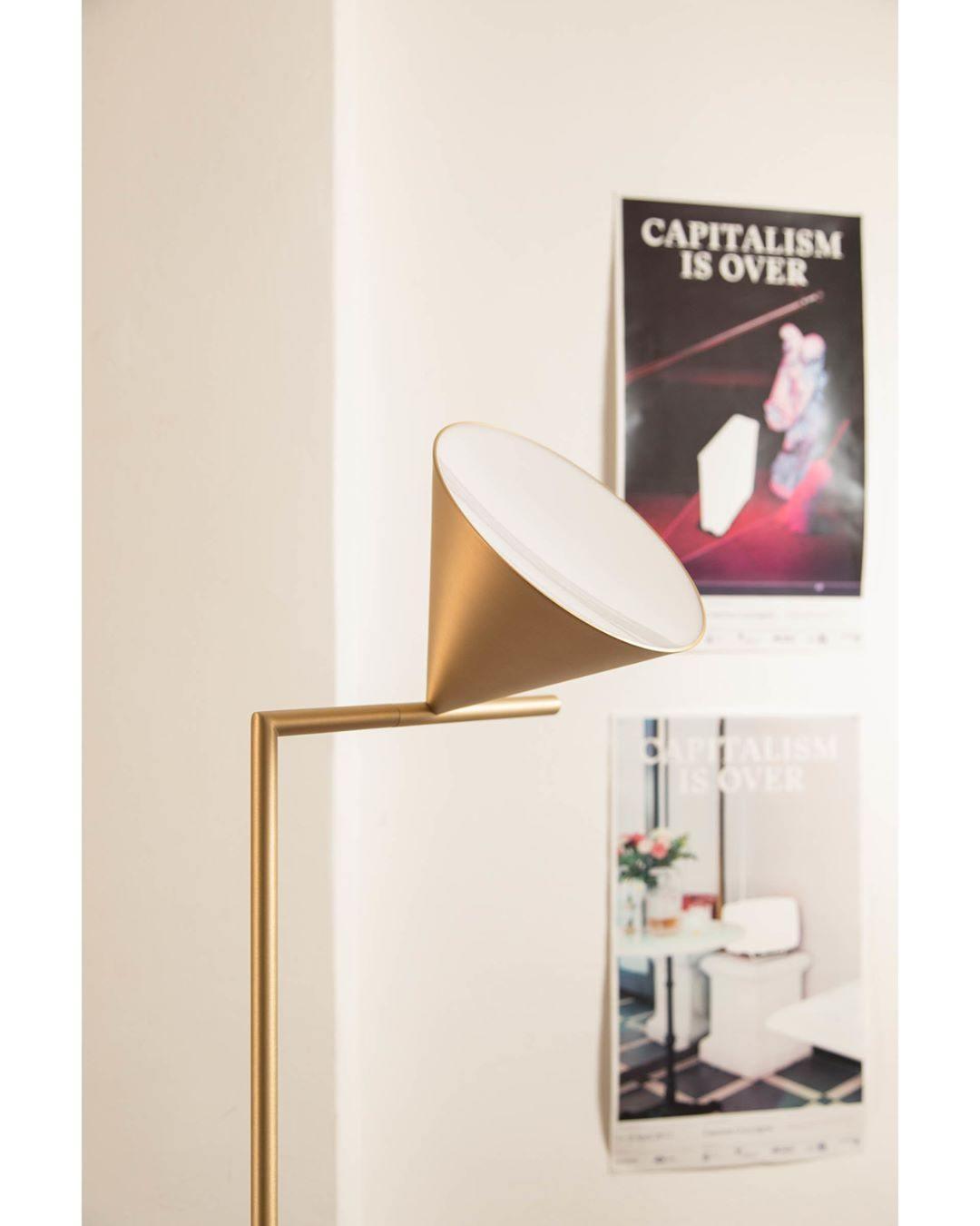 Resova Cone Floor Lamp