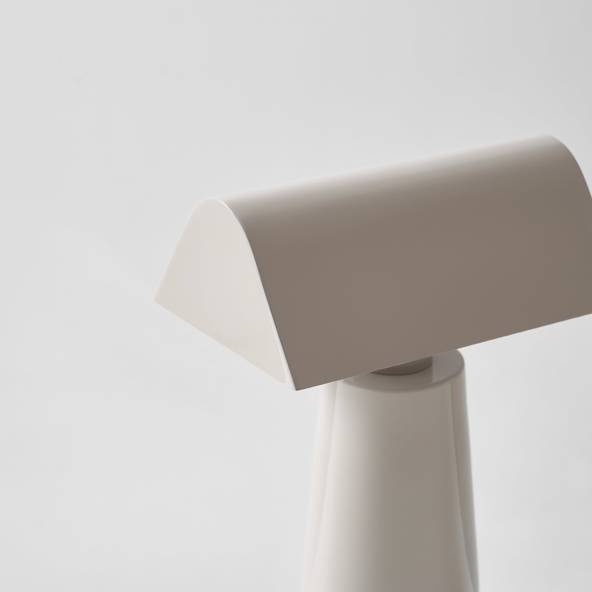 Abento Table Lamp