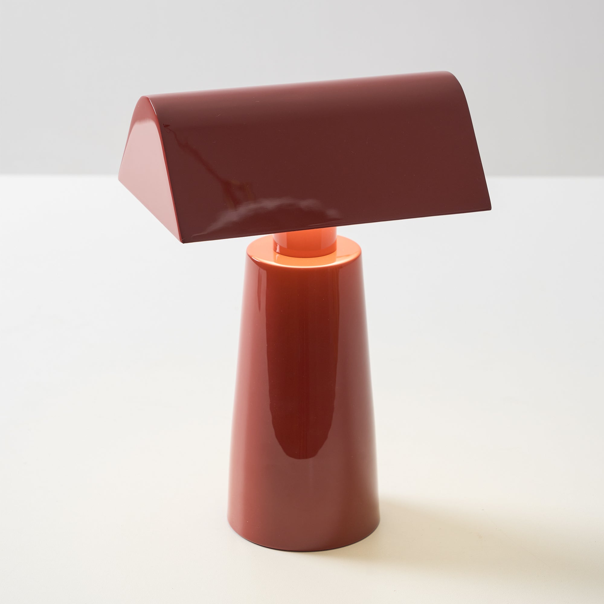 Abento Table Lamp