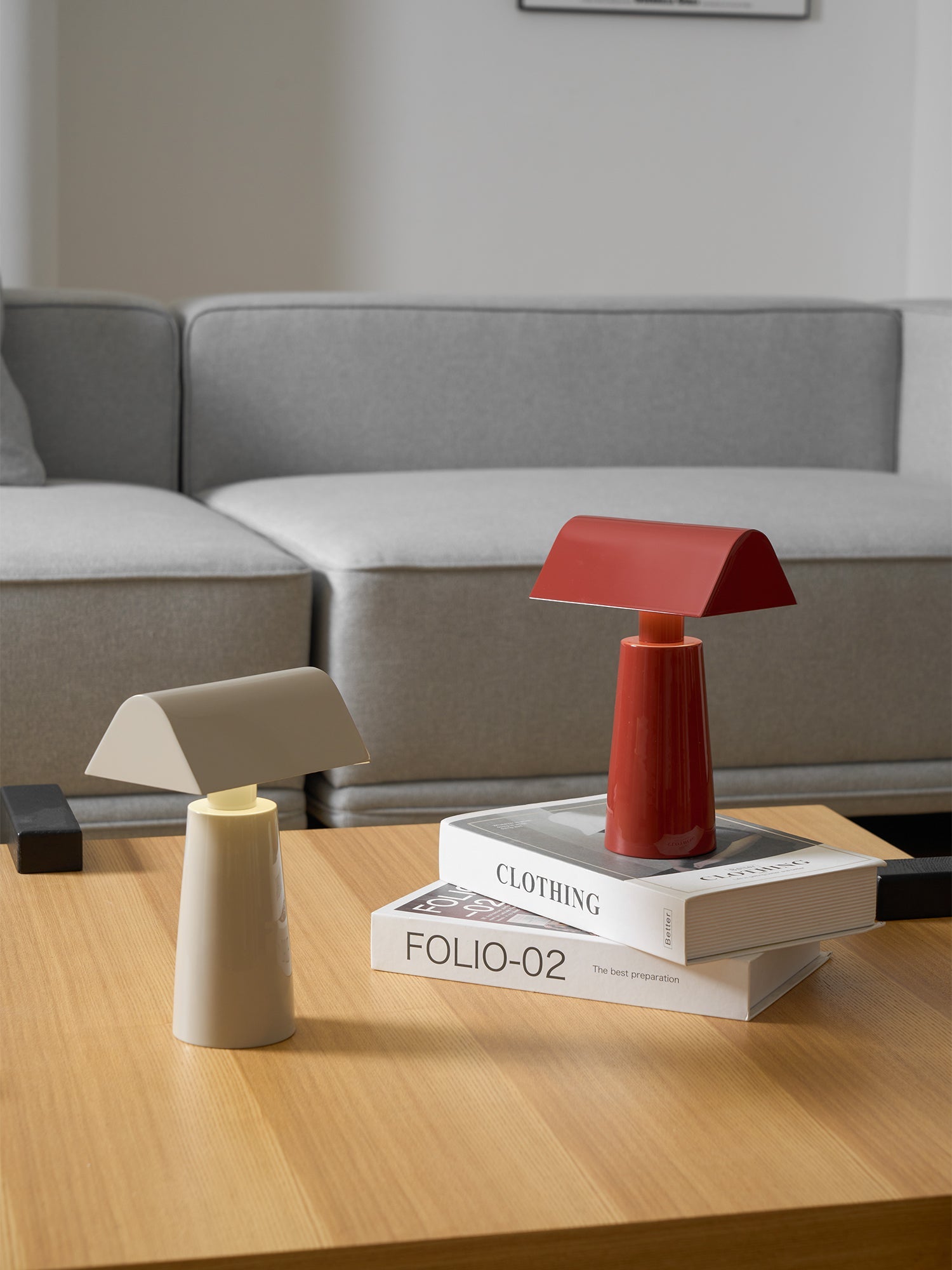 Abento Table Lamp